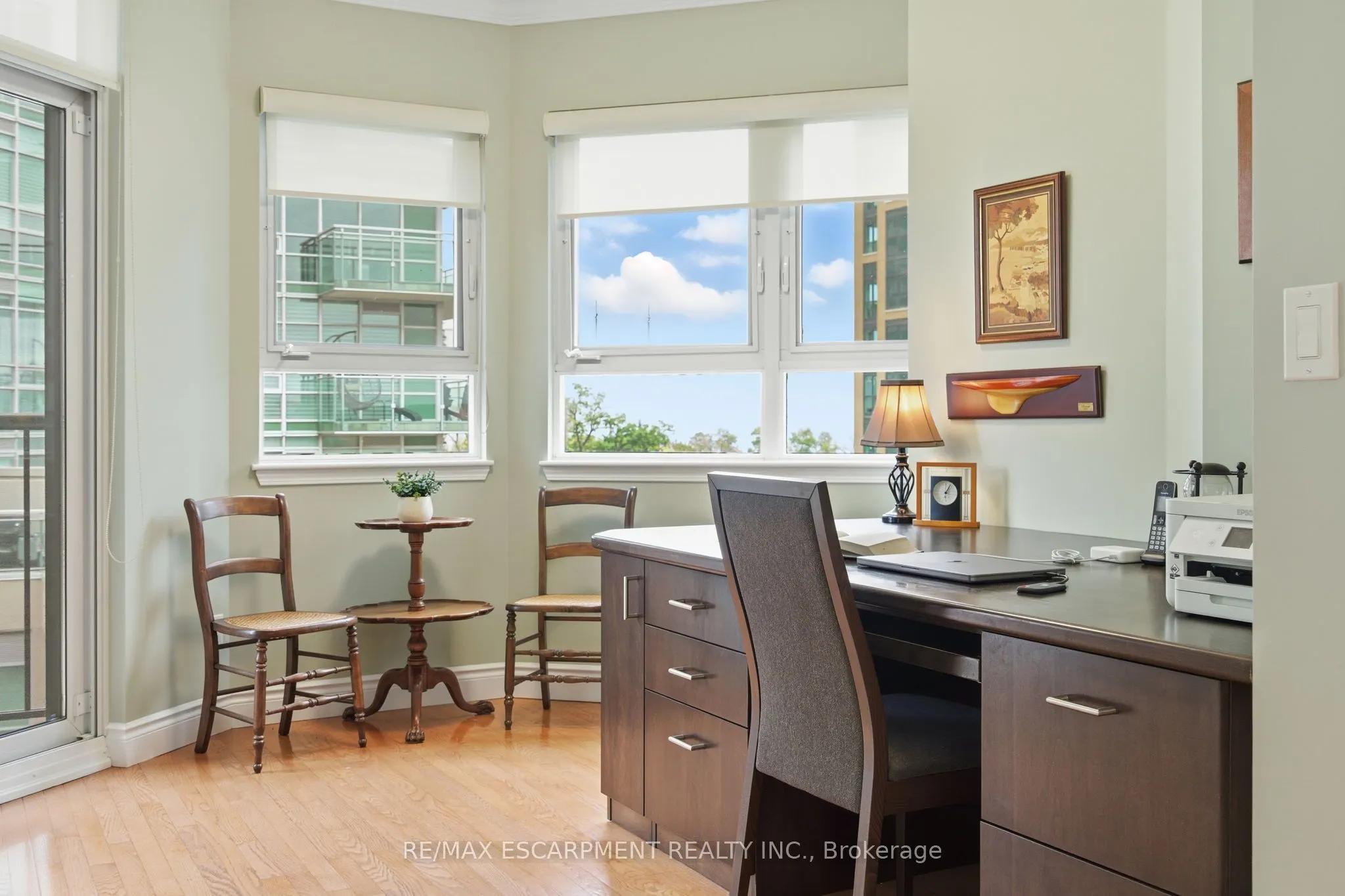 399 Elizabeth Street, #512