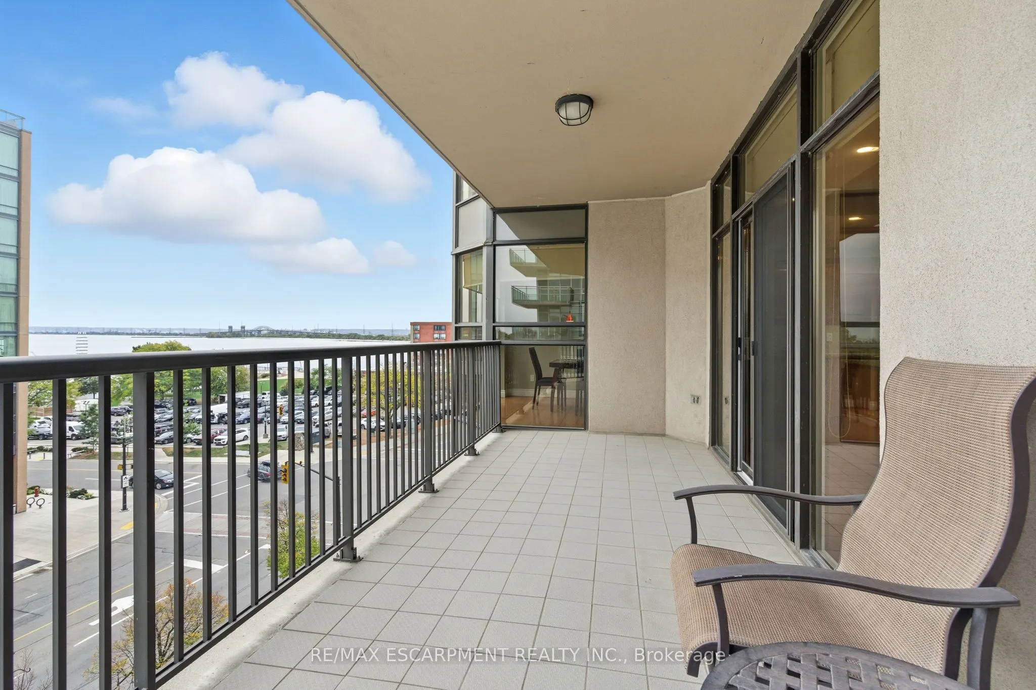 399 Elizabeth Street, #512