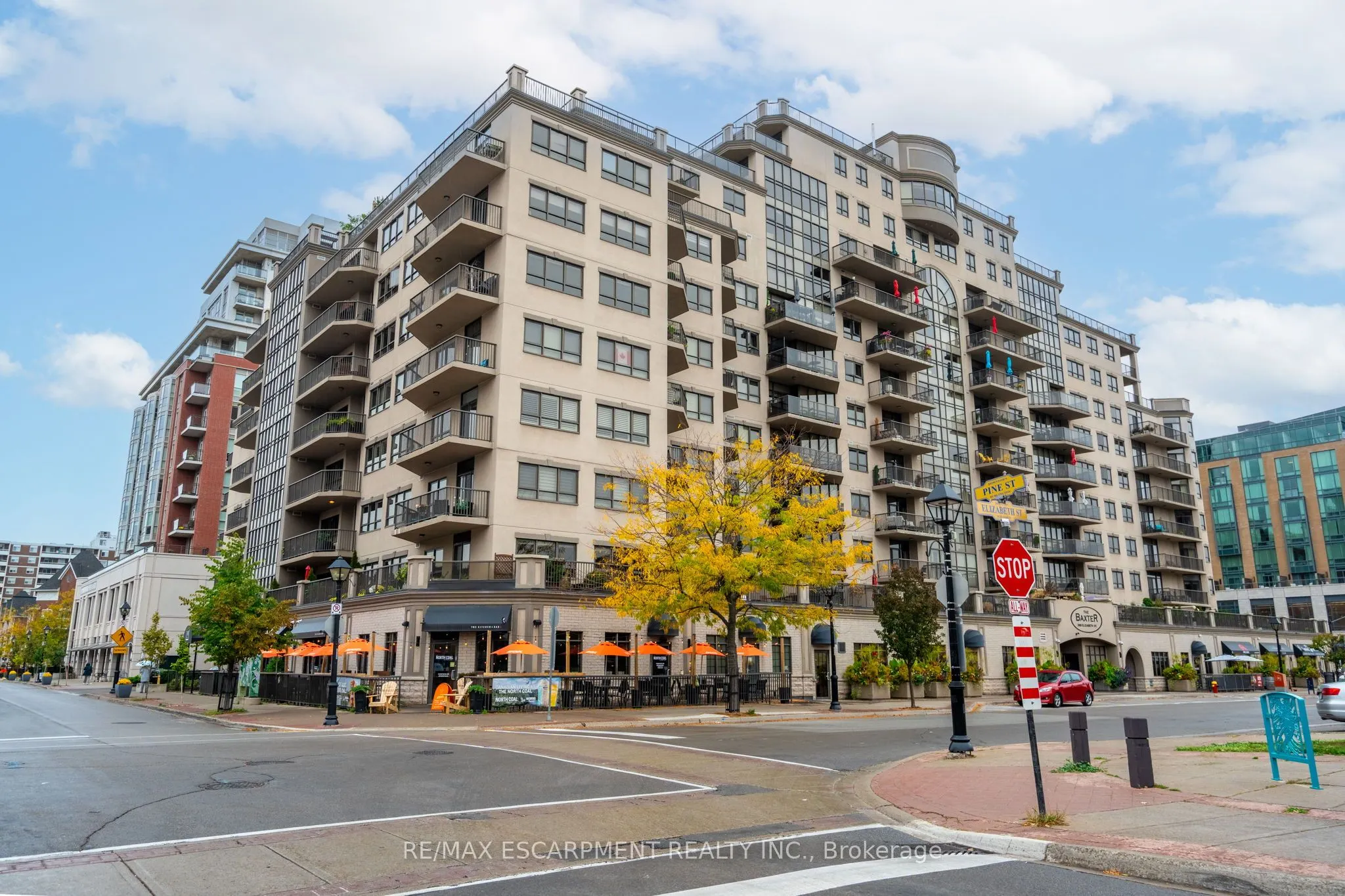 399 Elizabeth Street, #512