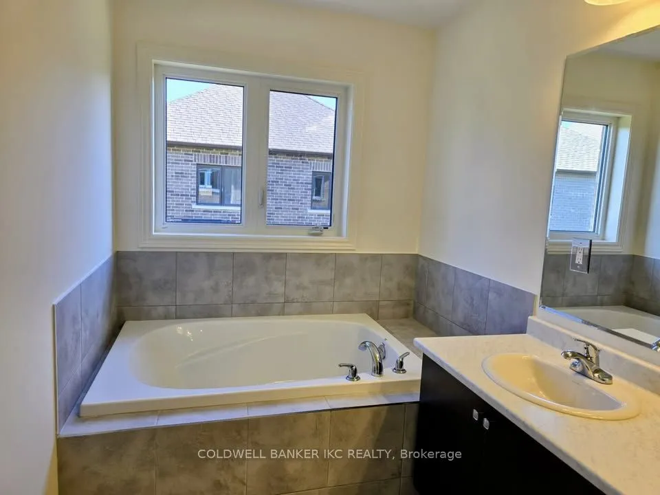 18 Bushwood Trail