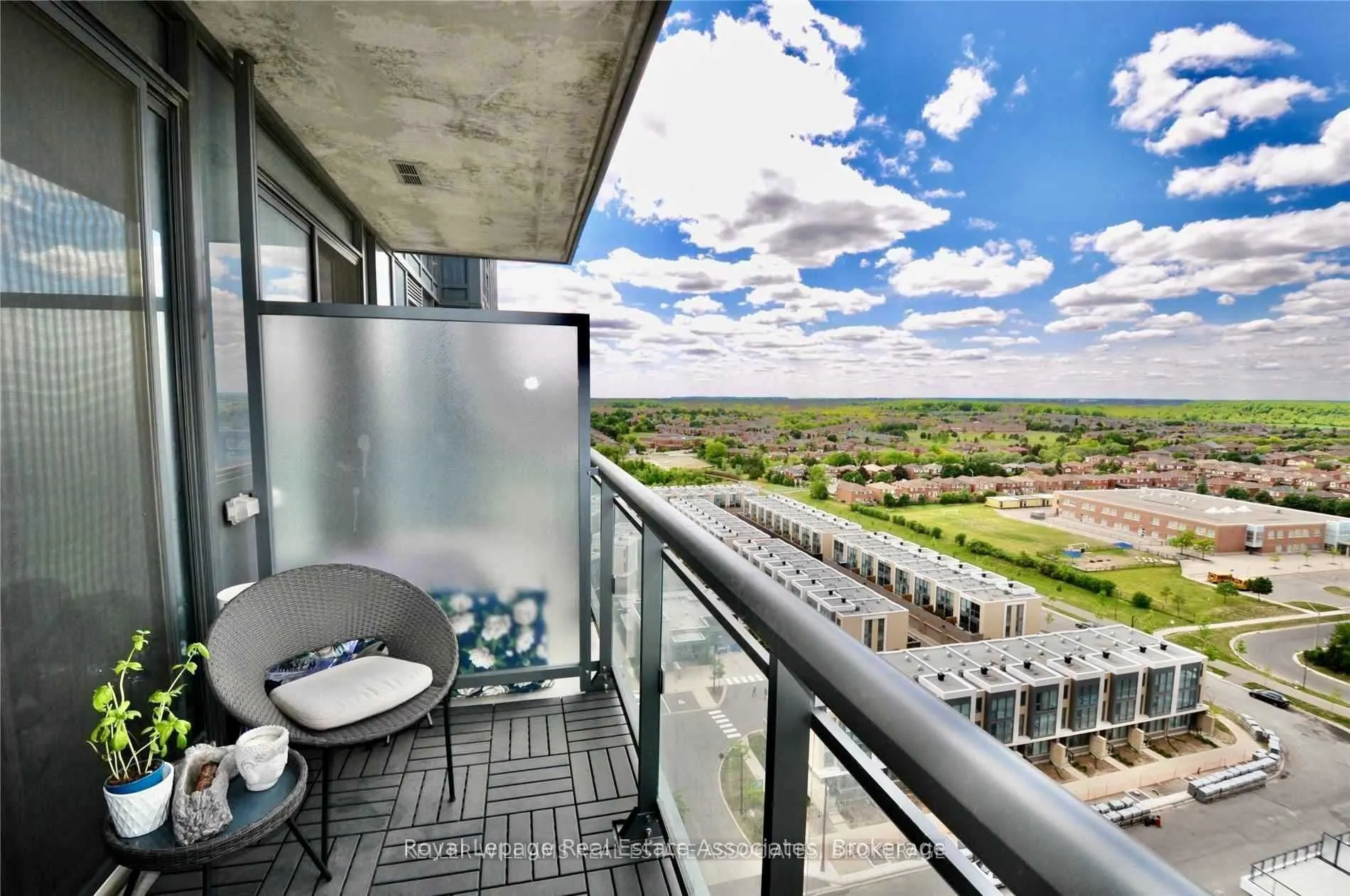 5033 Four Springs Avenue, #1416