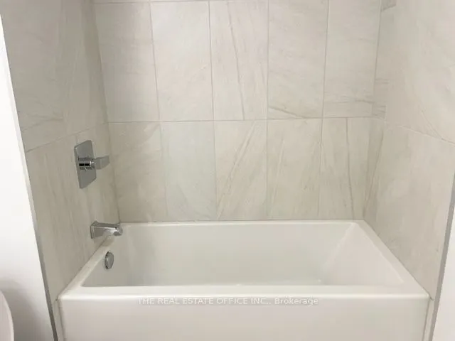 30 Samuel Wood Way, #208