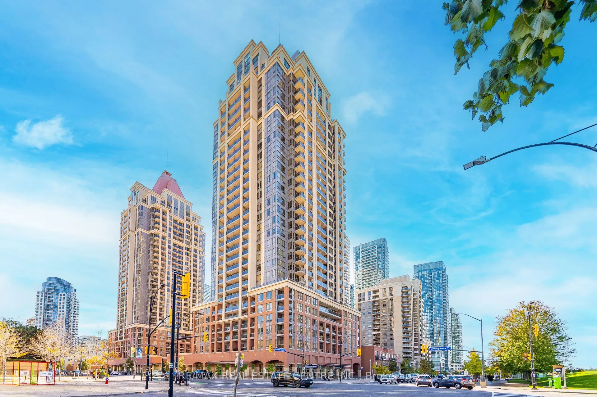 4090 Living Arts Drive, #2101