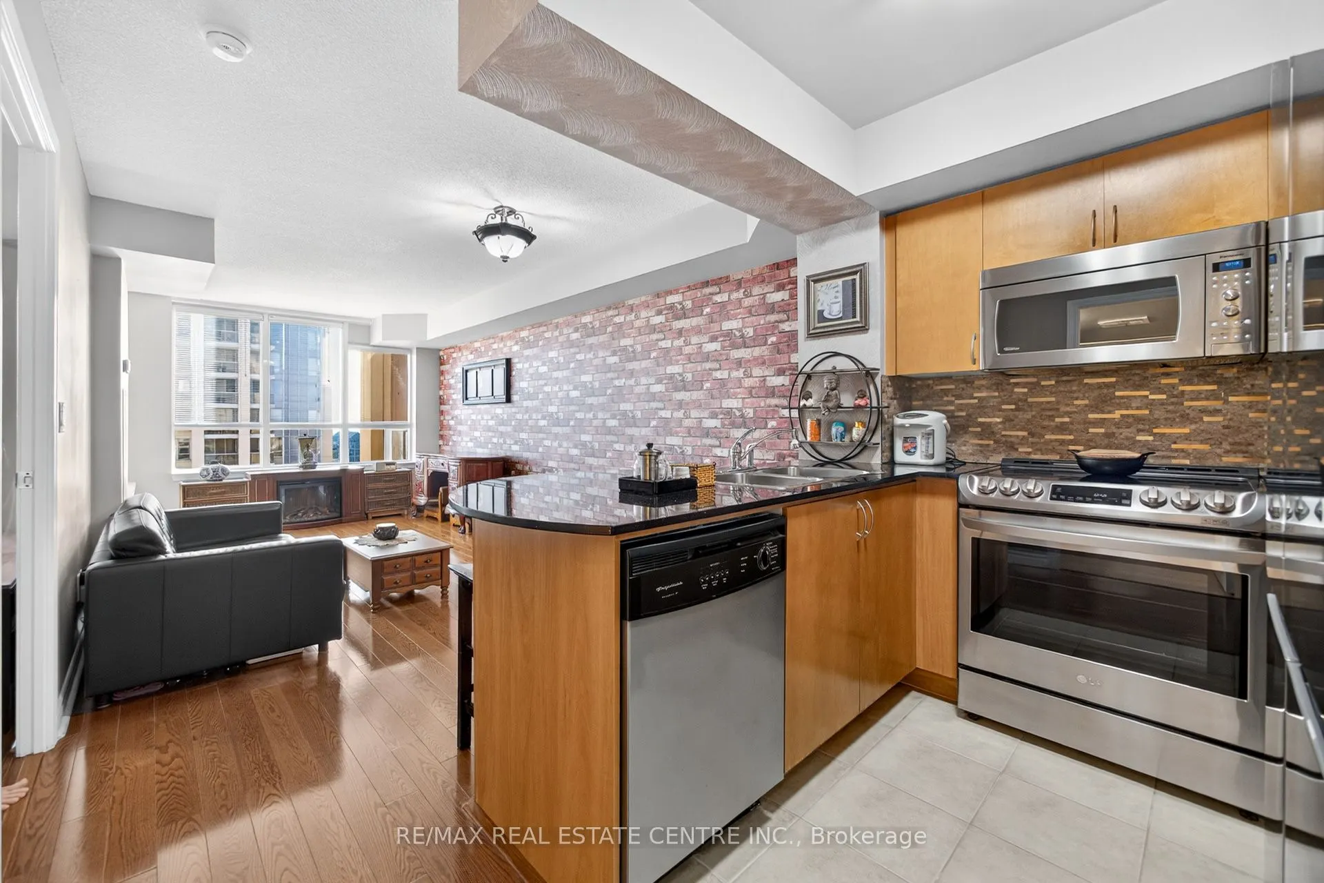 4090 Living Arts Drive, #2101
