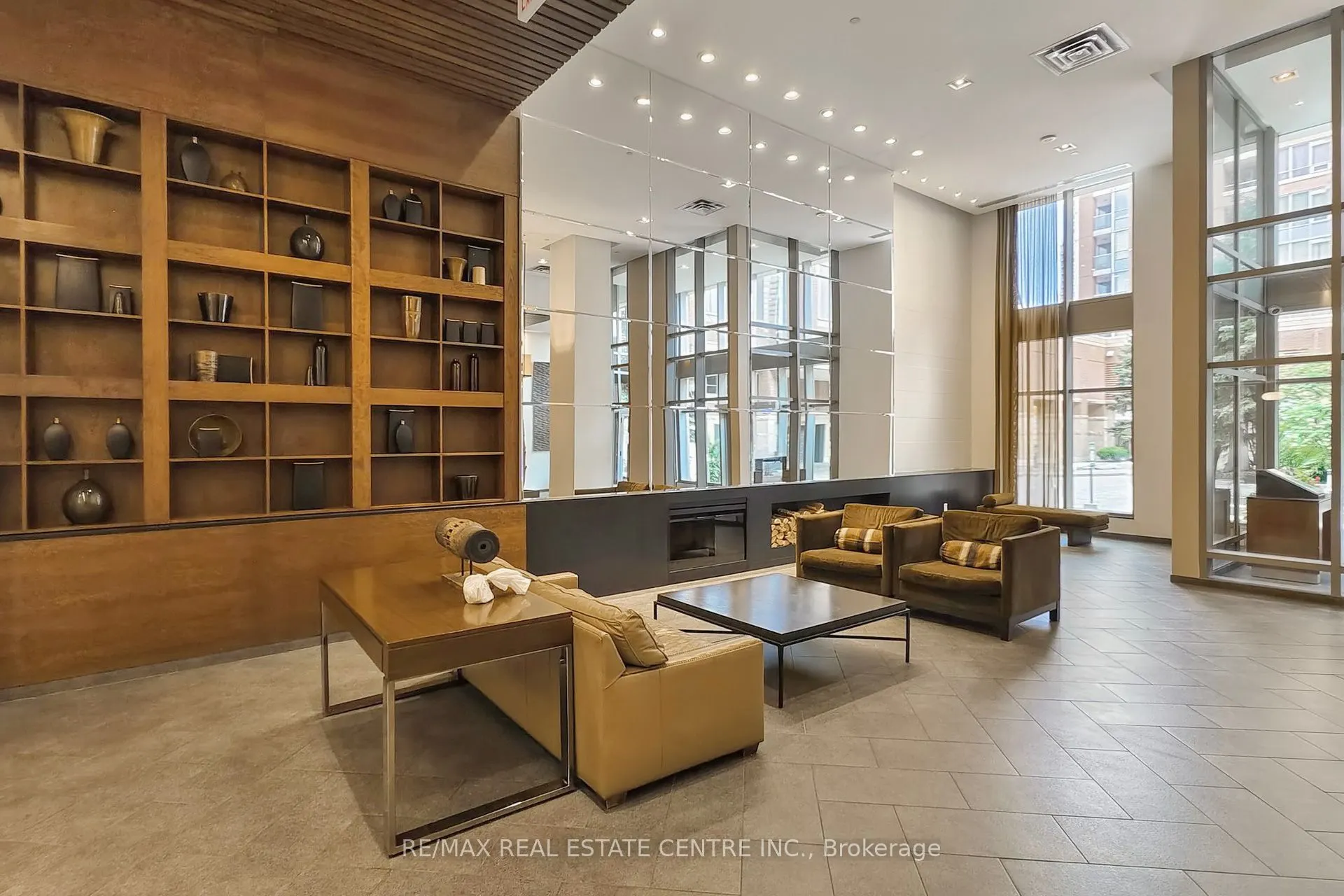 4090 Living Arts Drive, #2101