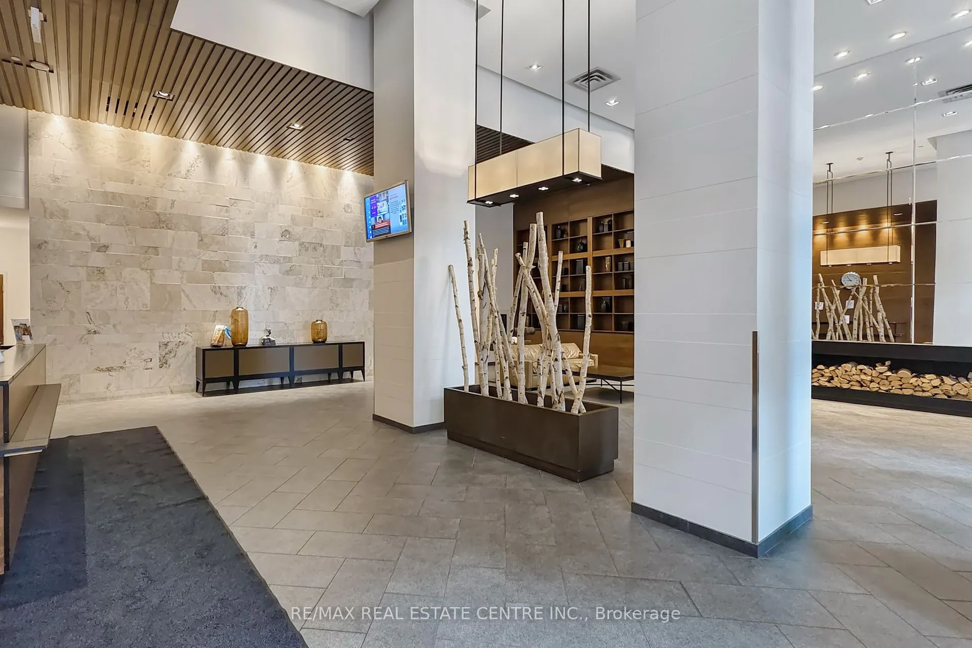 4090 Living Arts Drive, #2101
