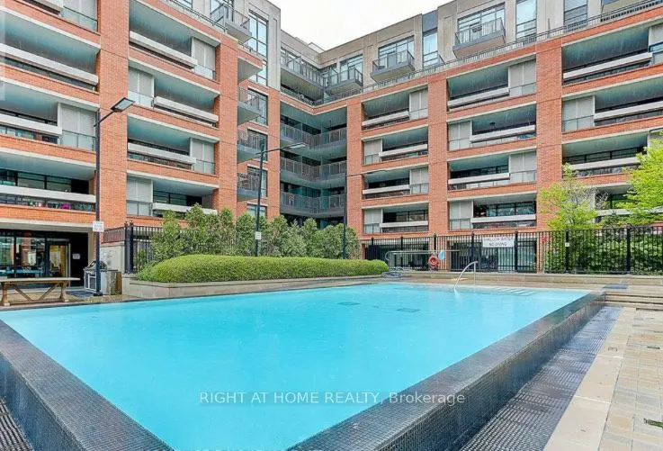 800 Lawrence Avenue, #1822