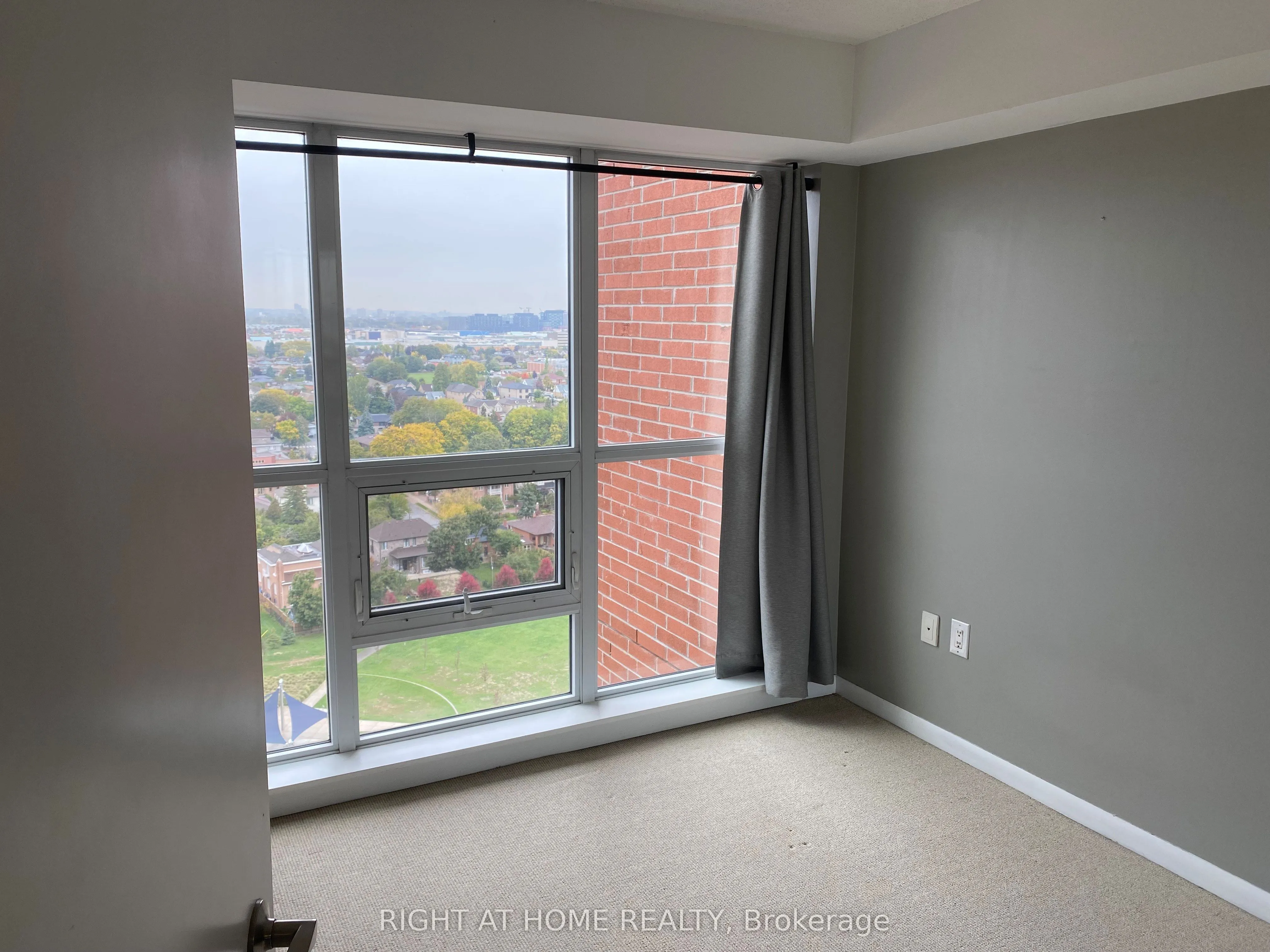 800 Lawrence Avenue, #1822