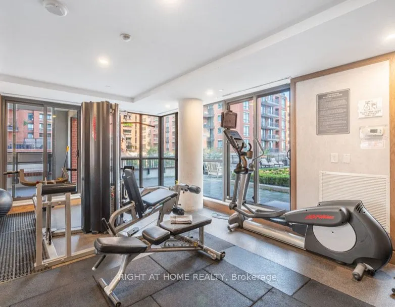800 Lawrence Avenue, #1822