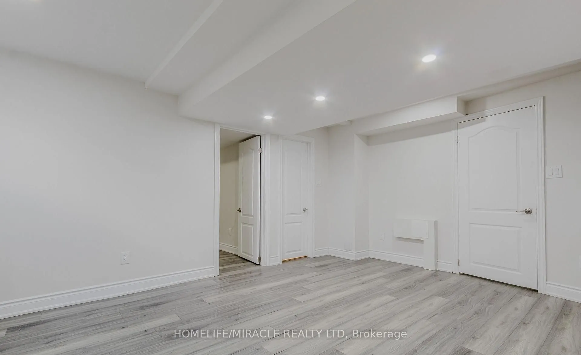 27 Silver Egret Road