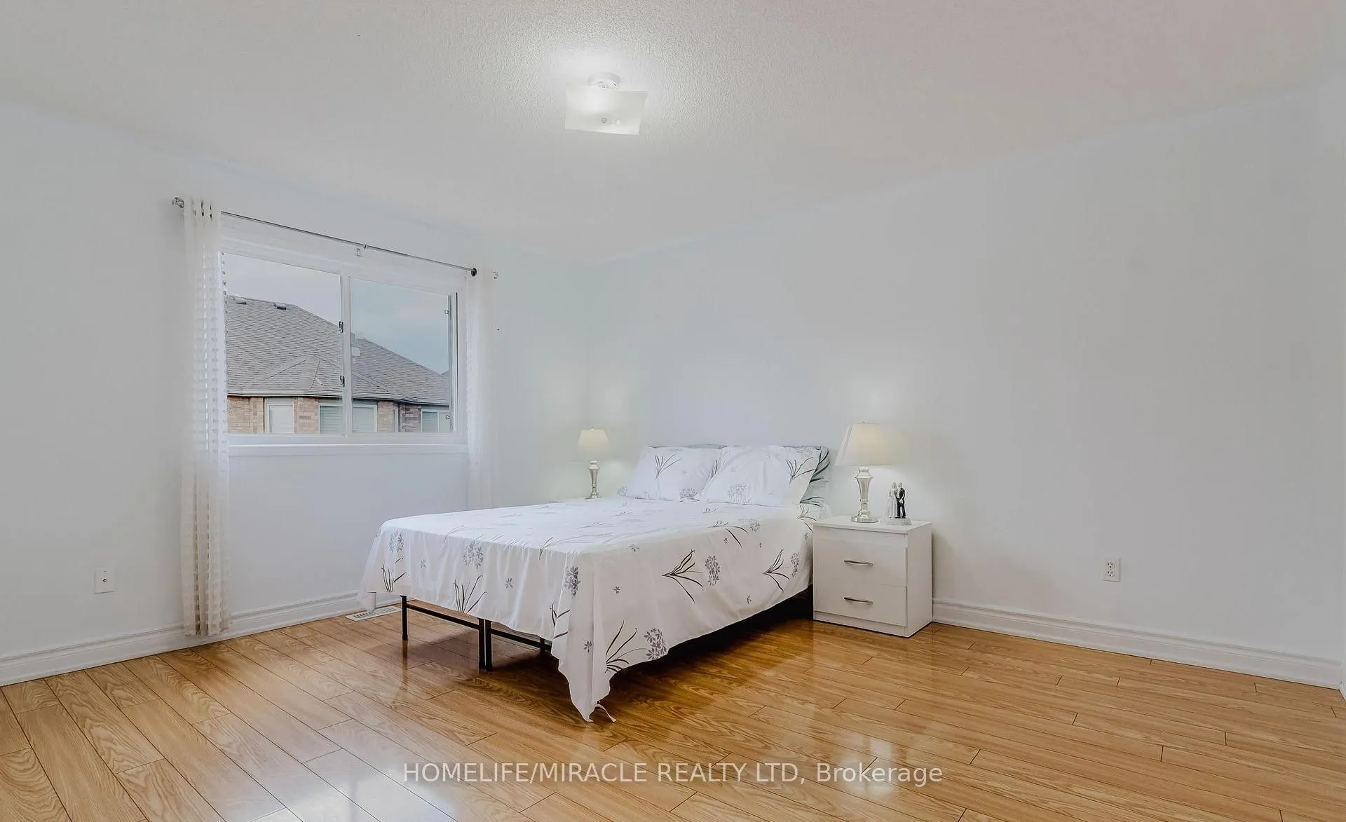 27 Silver Egret Road