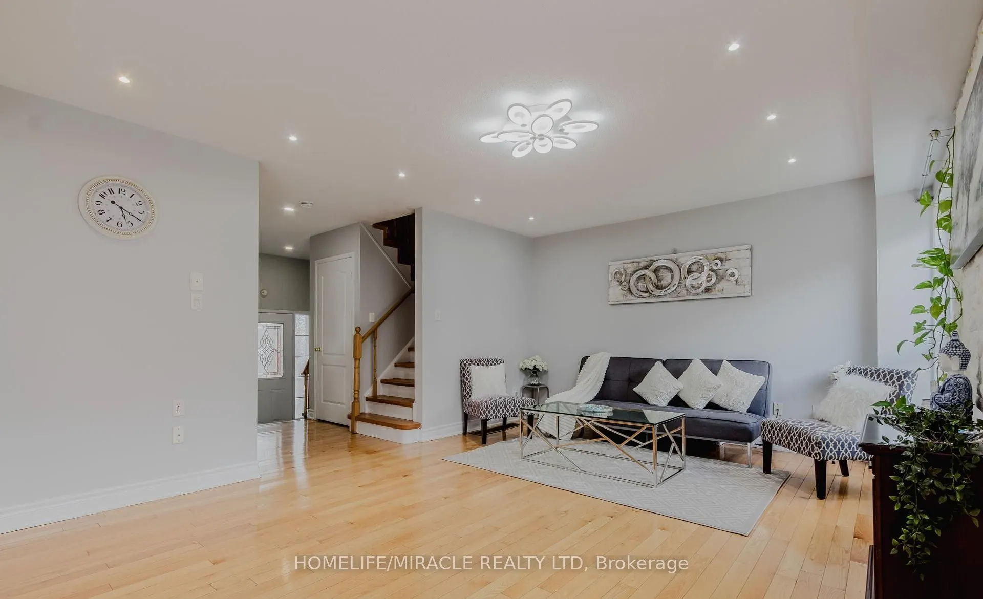 27 Silver Egret Road