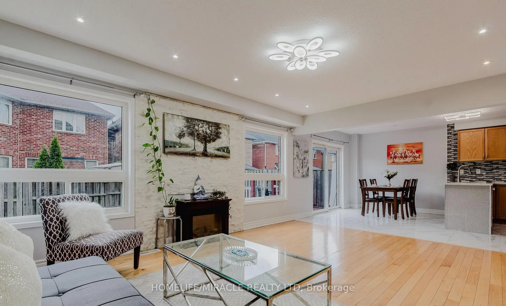 27 Silver Egret Road