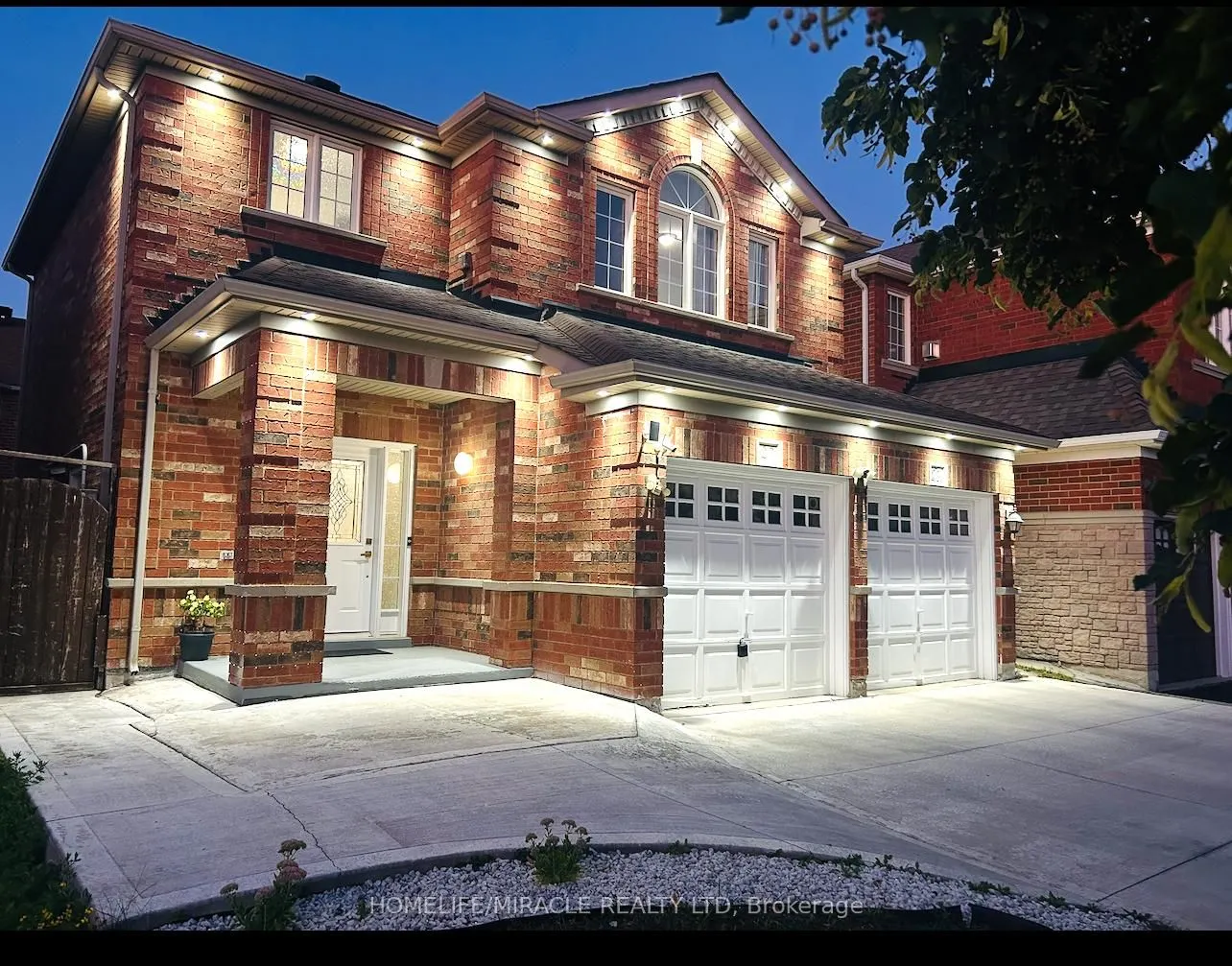 27 Silver Egret Road