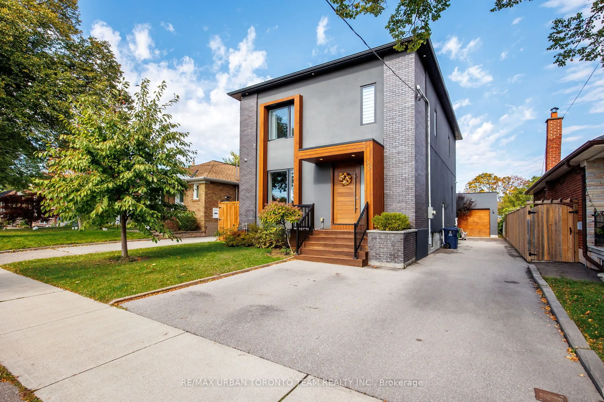 58 Manitoba Street