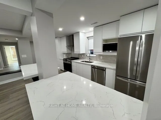 4425 Curia Crescent, #Lower