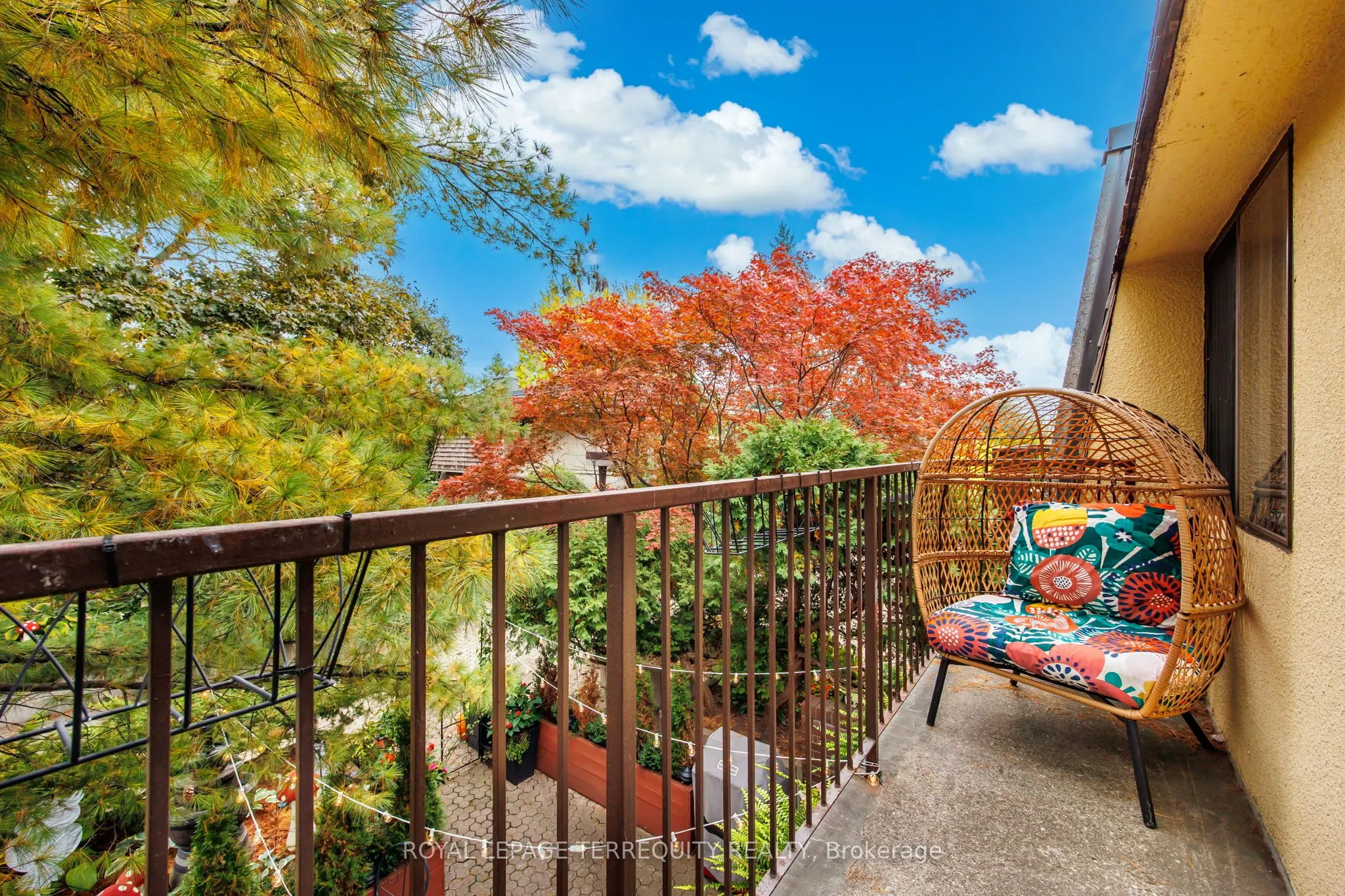 1250 Mississauga Valley Boulevard, #77