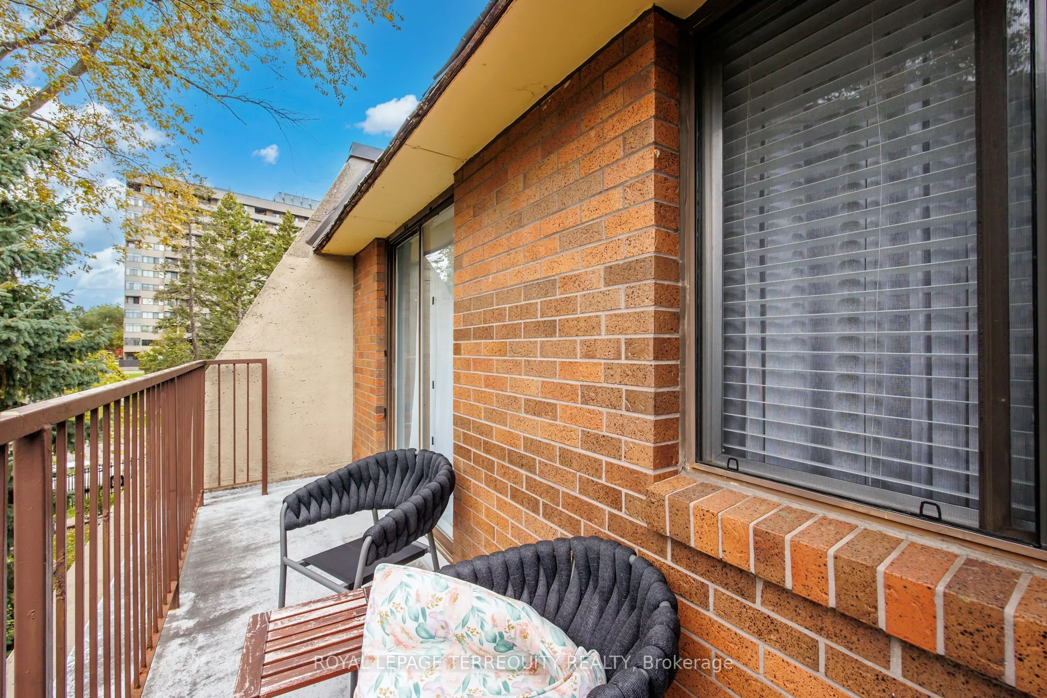 1250 Mississauga Valley Boulevard, #77