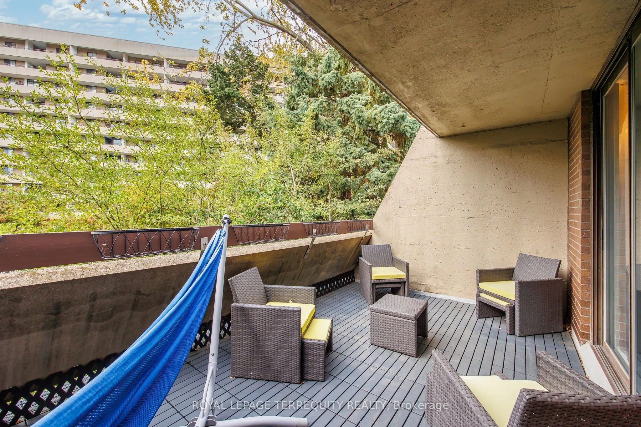 1250 Mississauga Valley Boulevard, #77