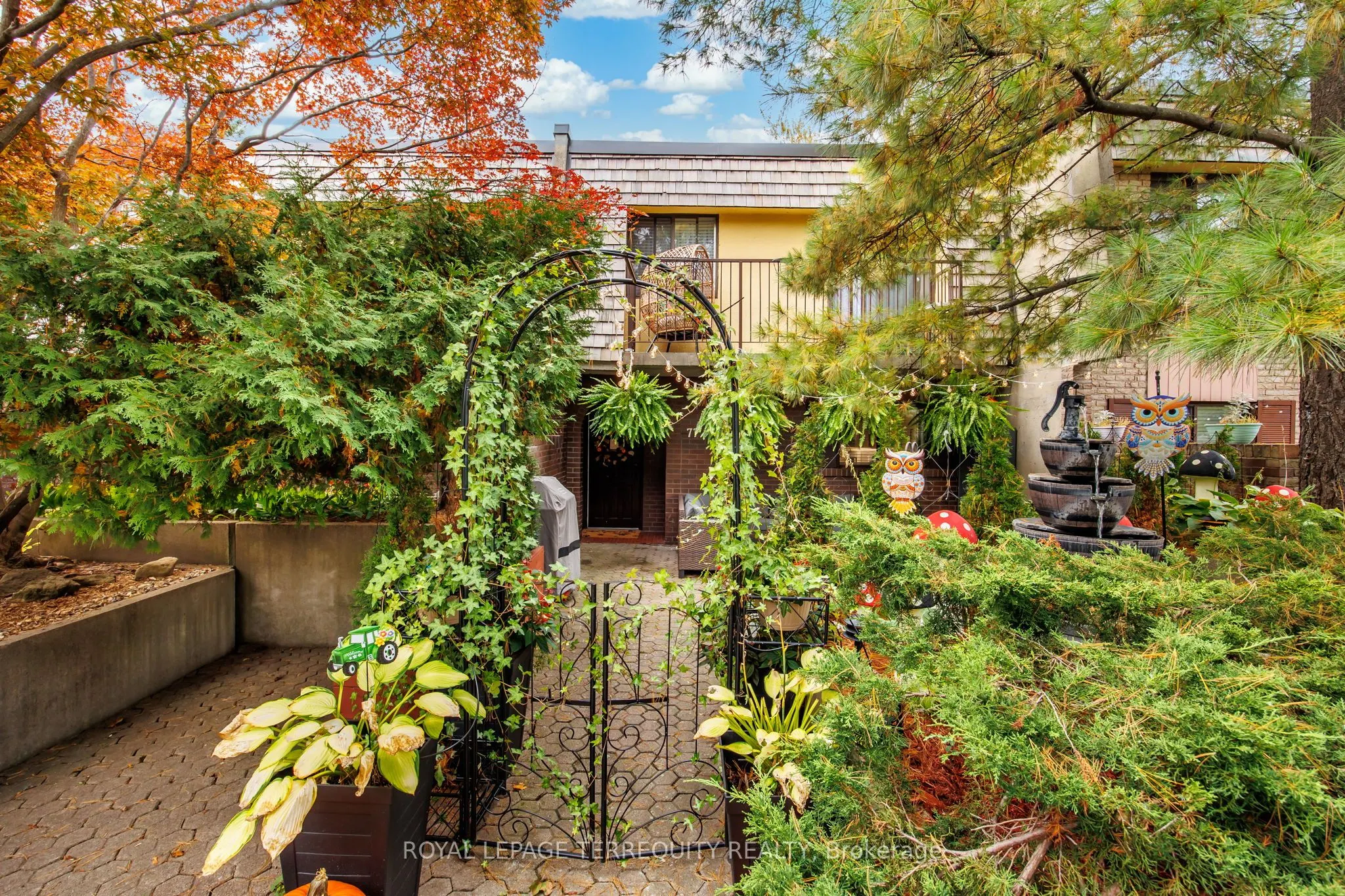1250 Mississauga Valley Boulevard, #77