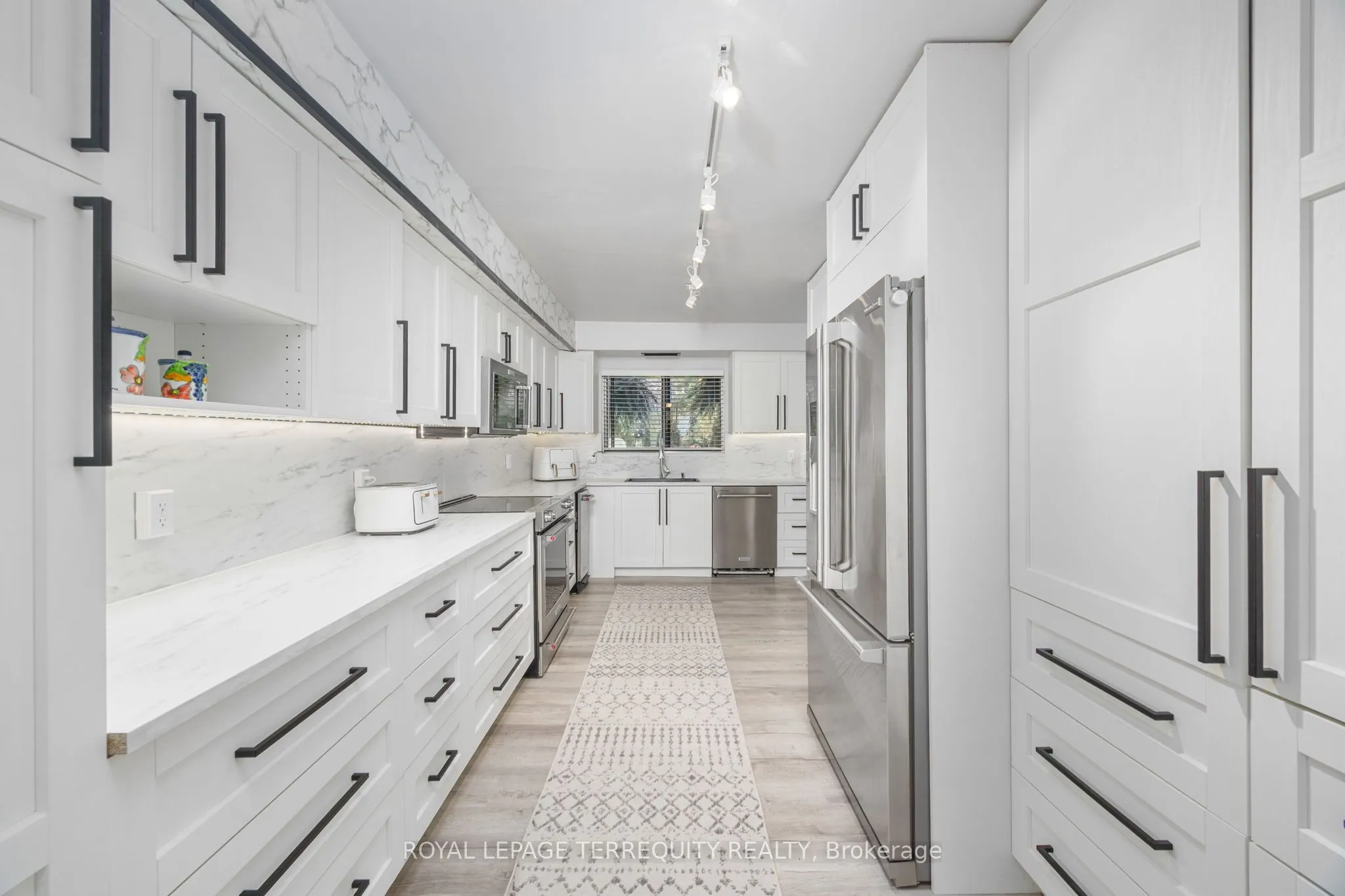 1250 Mississauga Valley Boulevard, #77