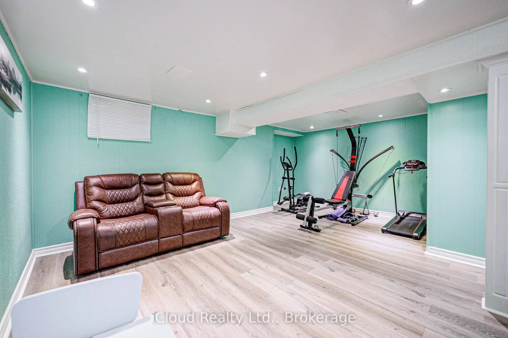 5 Gloucester Place, #5