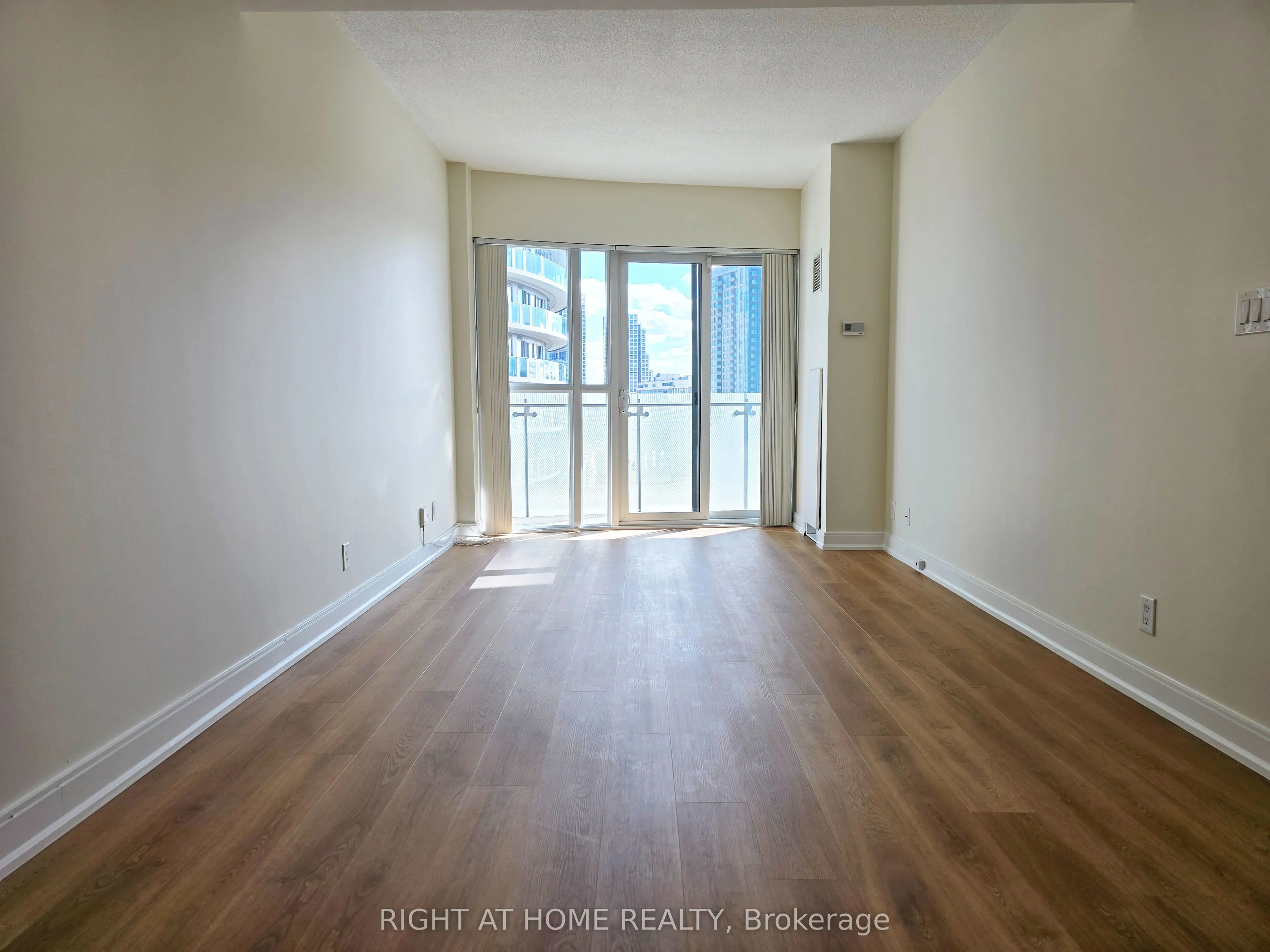 50 Absolute Avenue, #1605