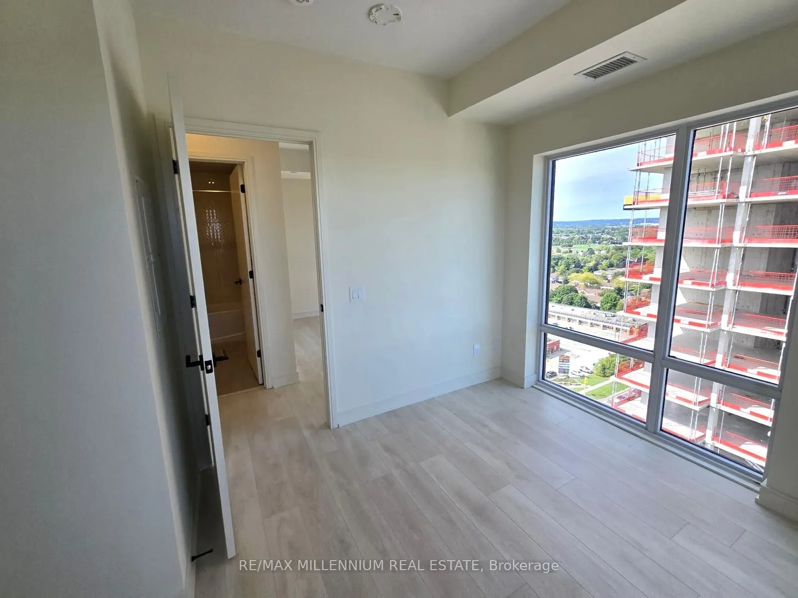 8010 Derry Road, #1806