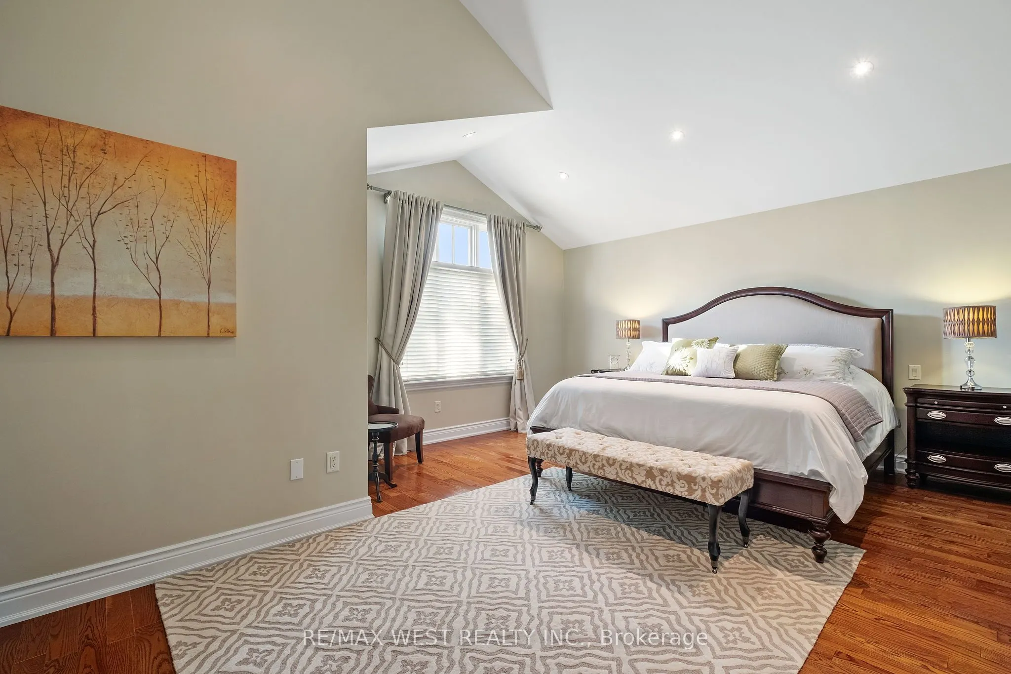 11 Tremont Road