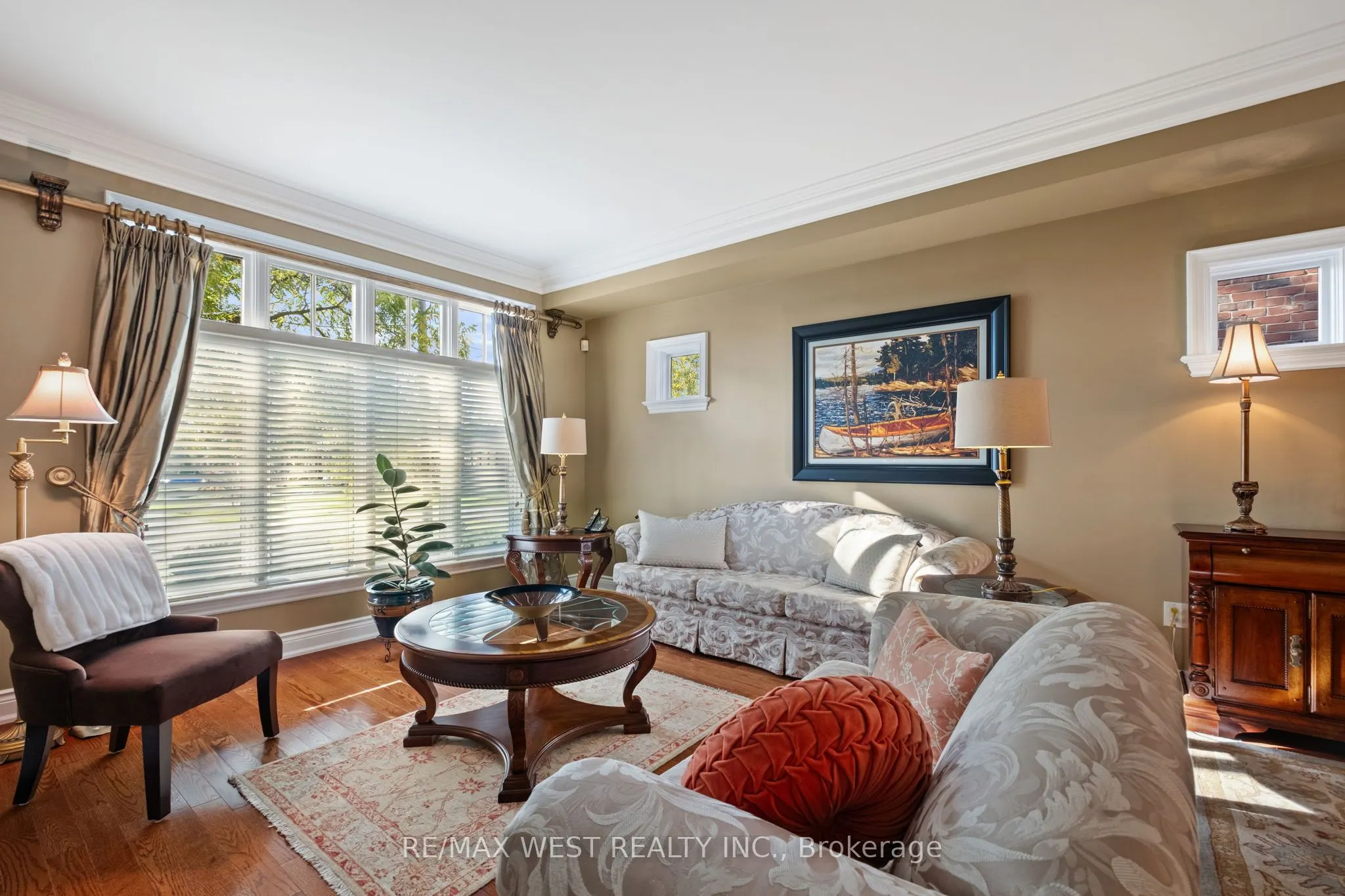 11 Tremont Road
