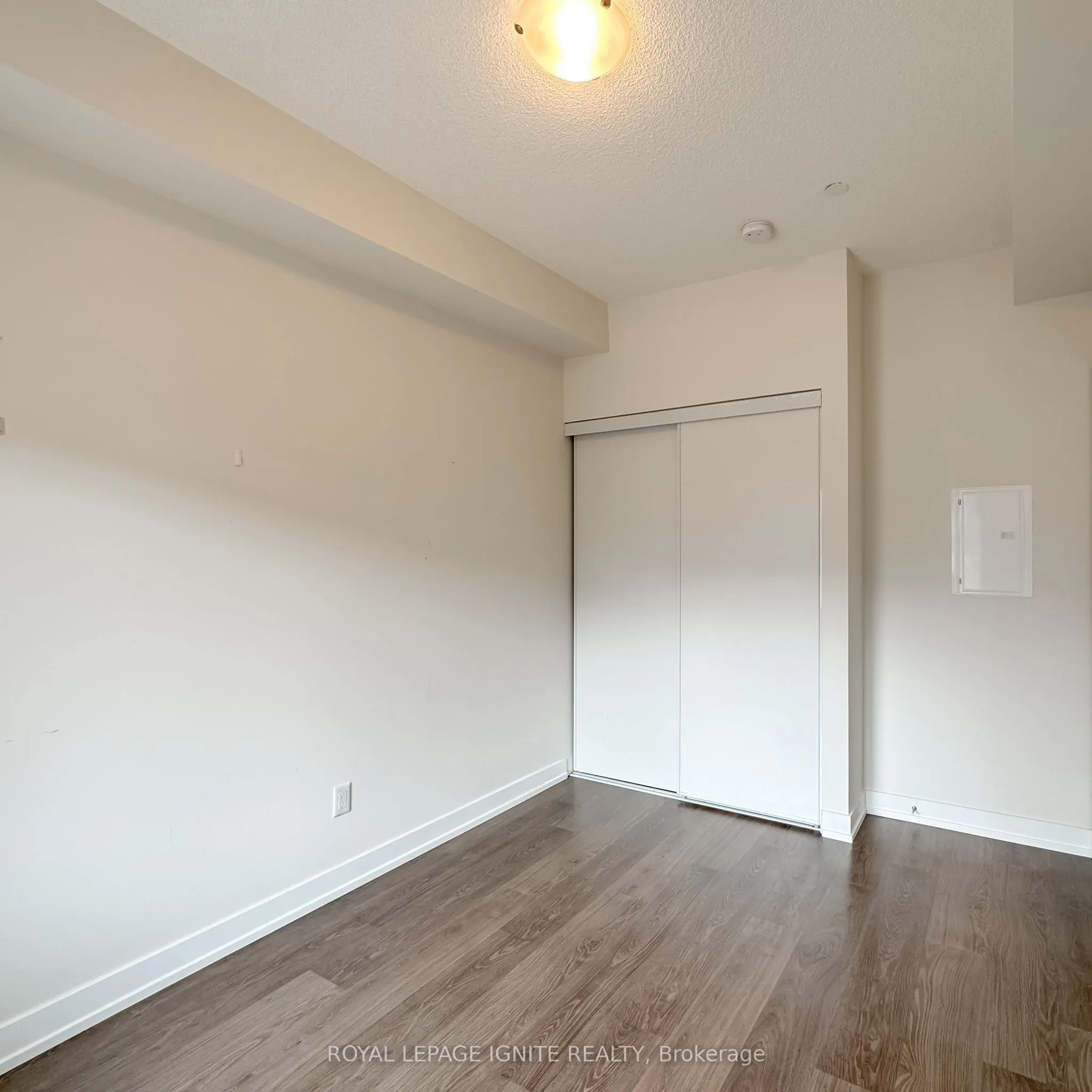 250 Royal York Road, #202