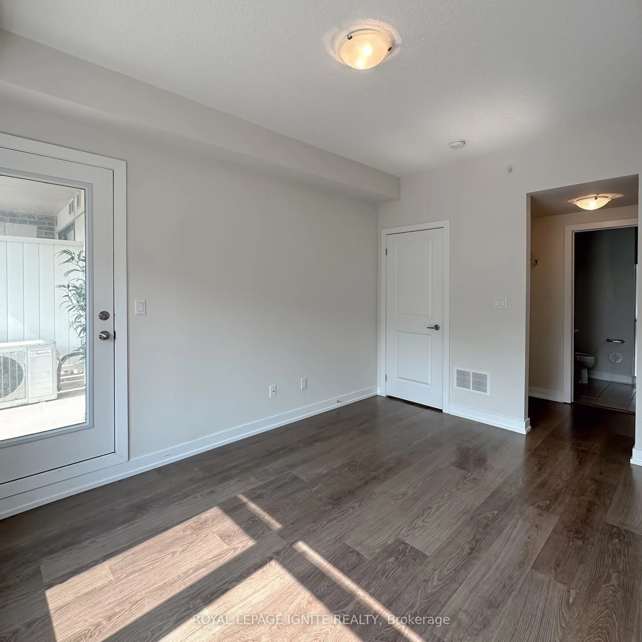 250 Royal York Road, #202