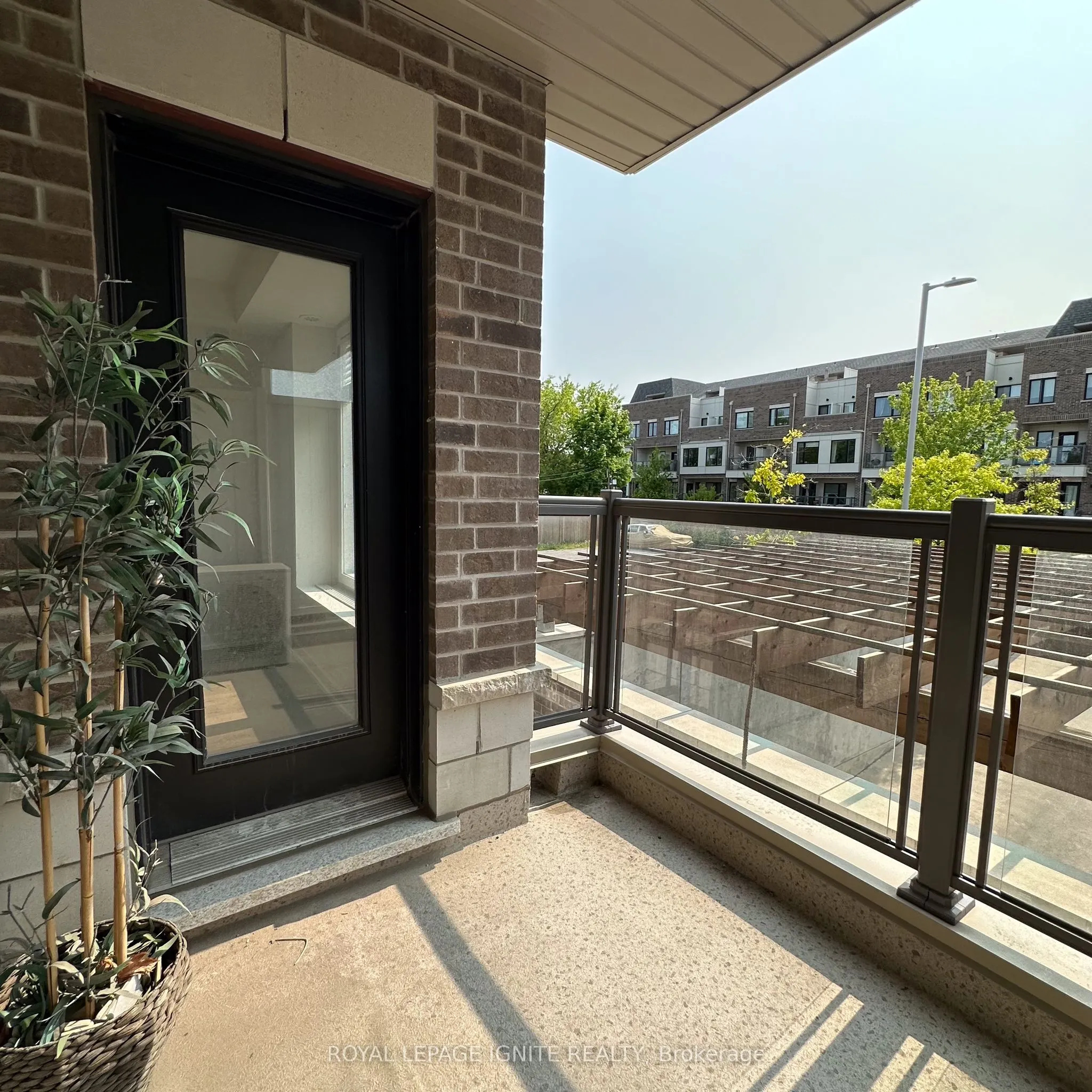 250 Royal York Road, #202