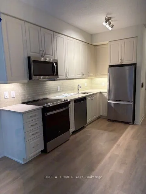 38 Annie Craig Drive, #404