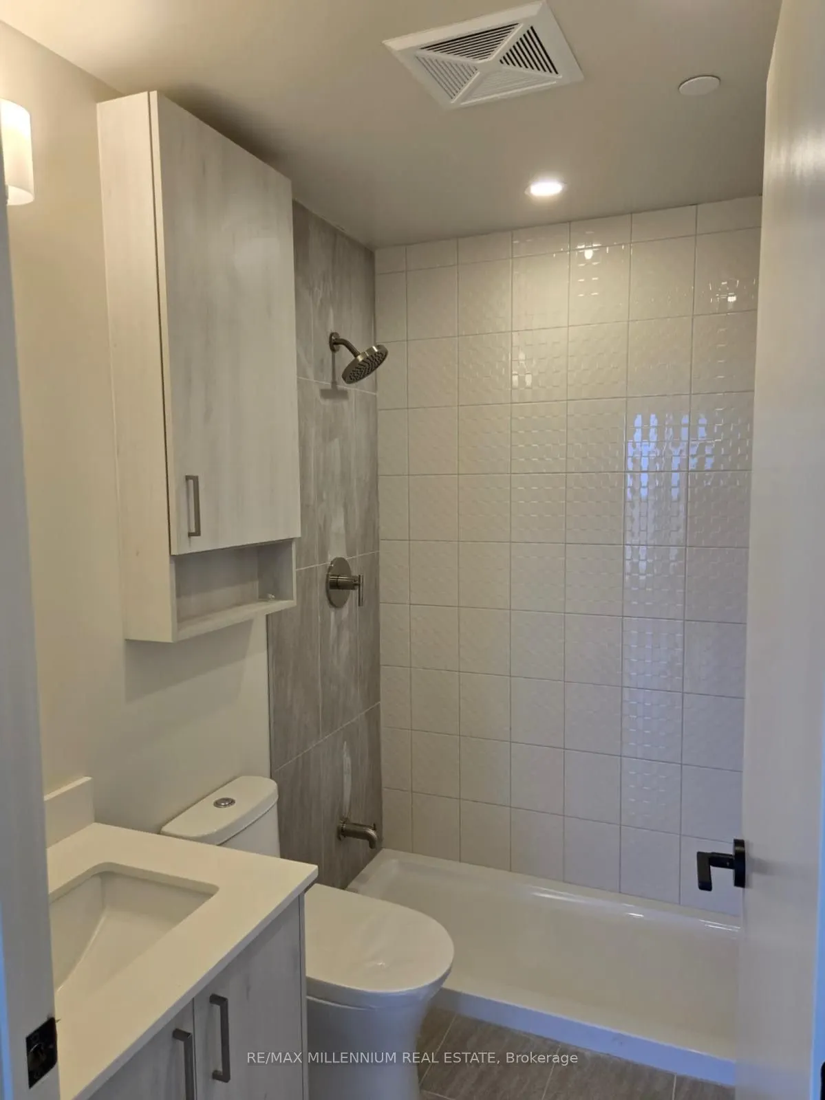 8010 Derry Road, #1806