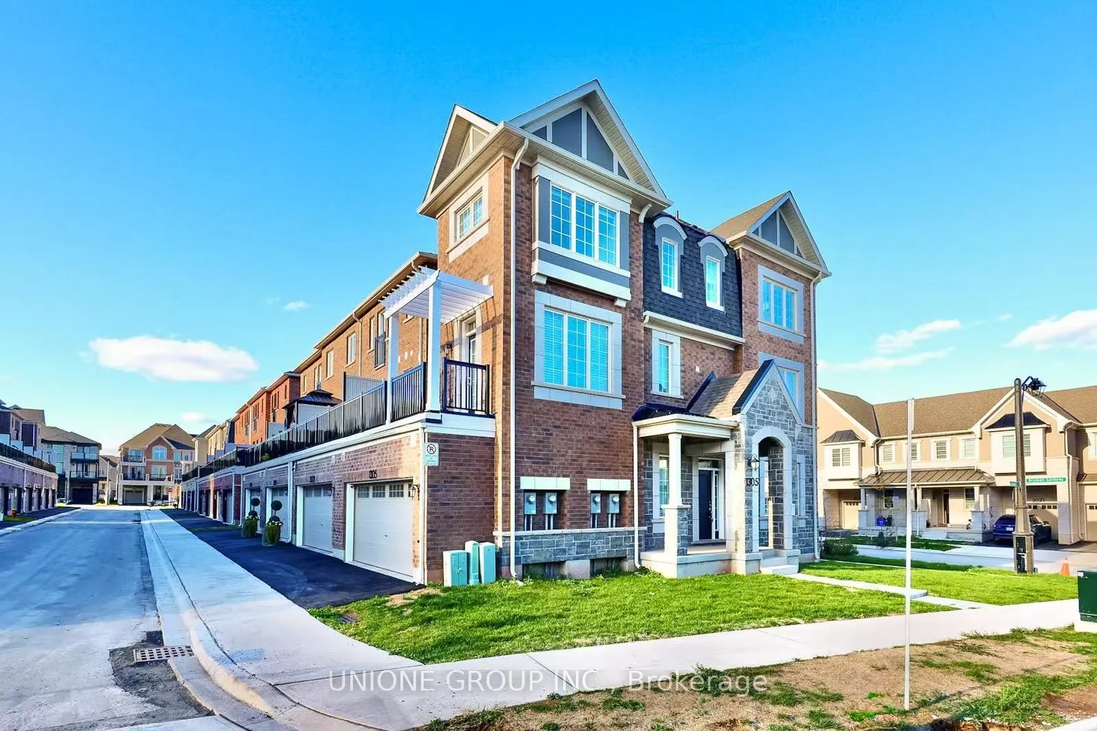 1305 Courtleigh Trail
