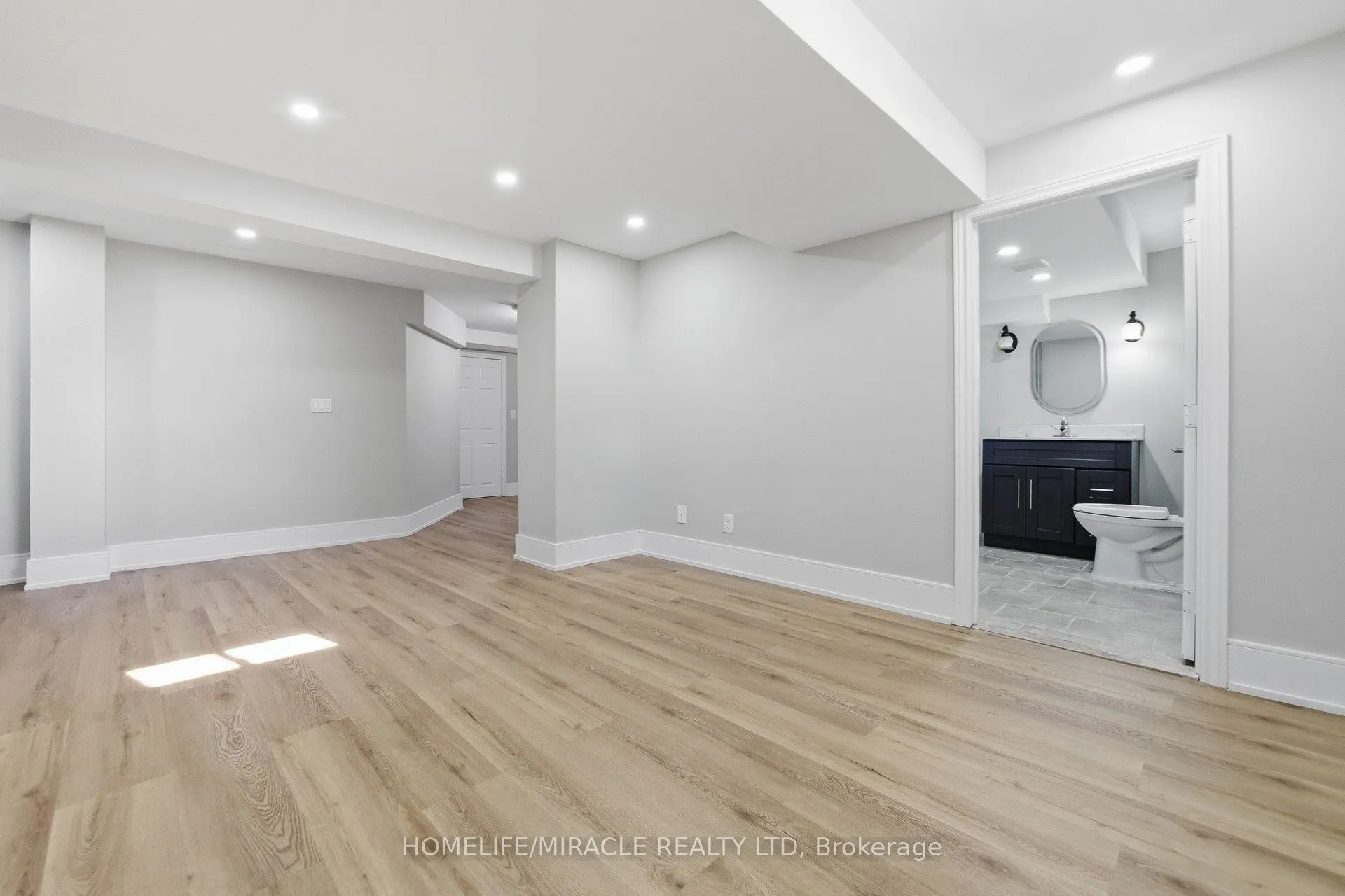 466 Nautical Boulevard