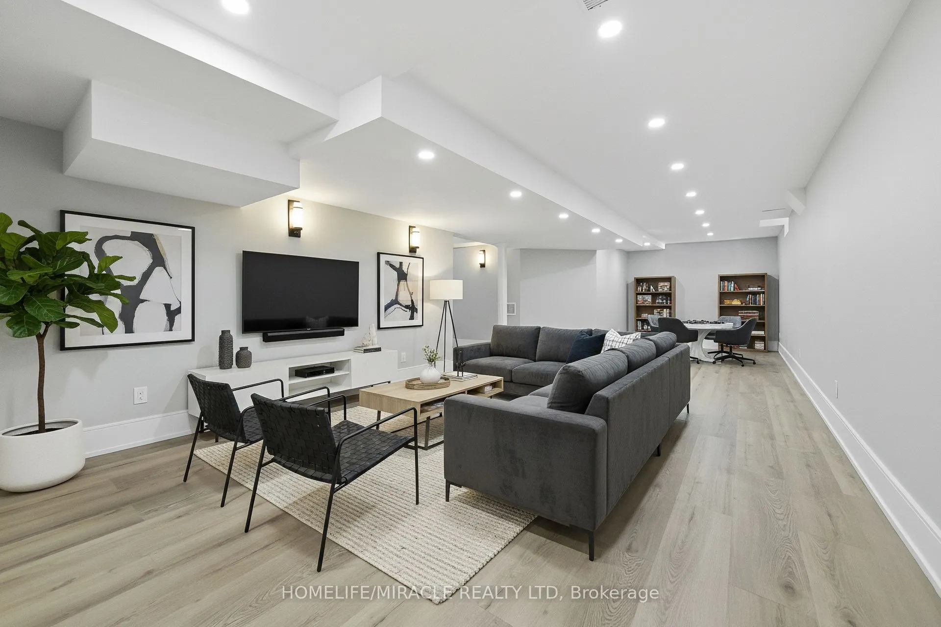 466 Nautical Boulevard