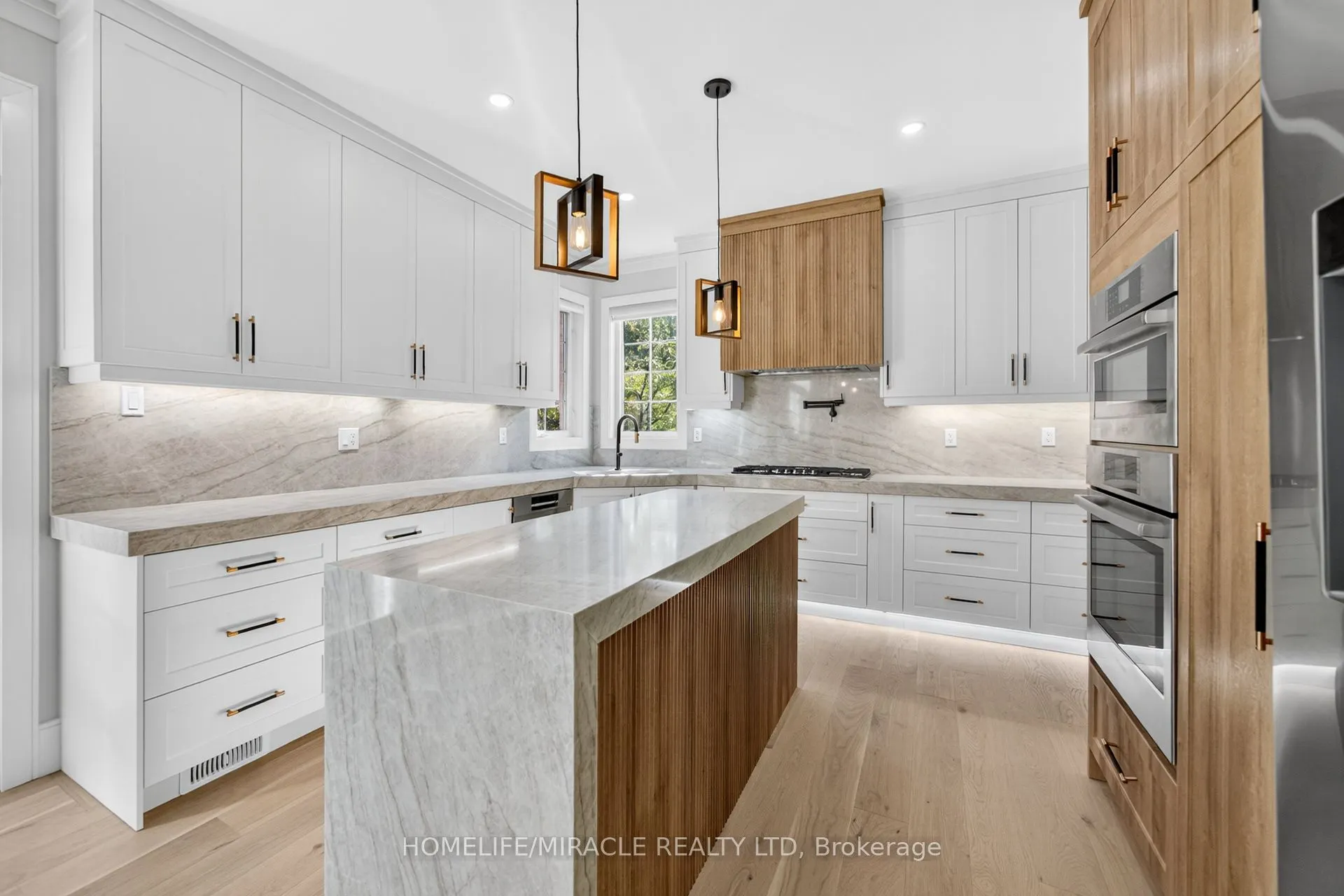 466 Nautical Boulevard