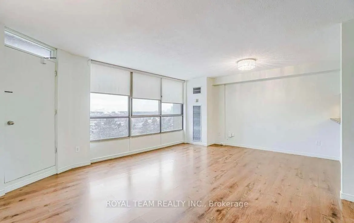 10 Martha Eaton Way, #1001
