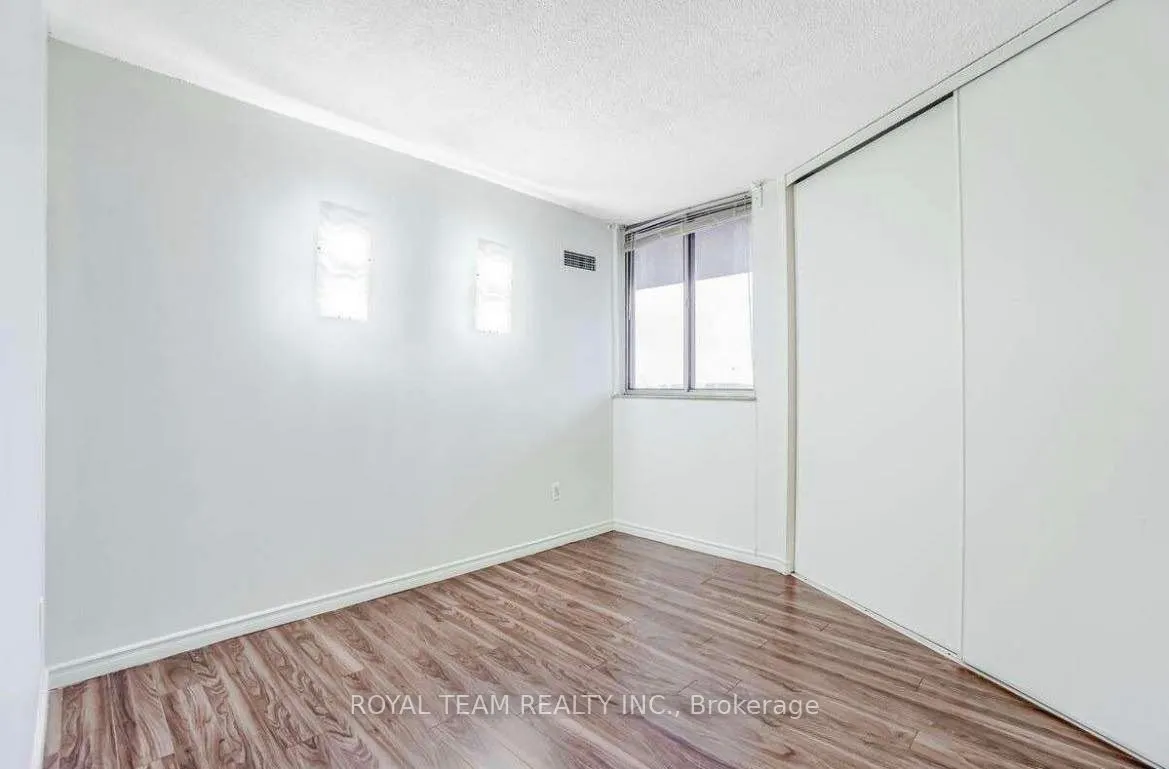 10 Martha Eaton Way, #1001