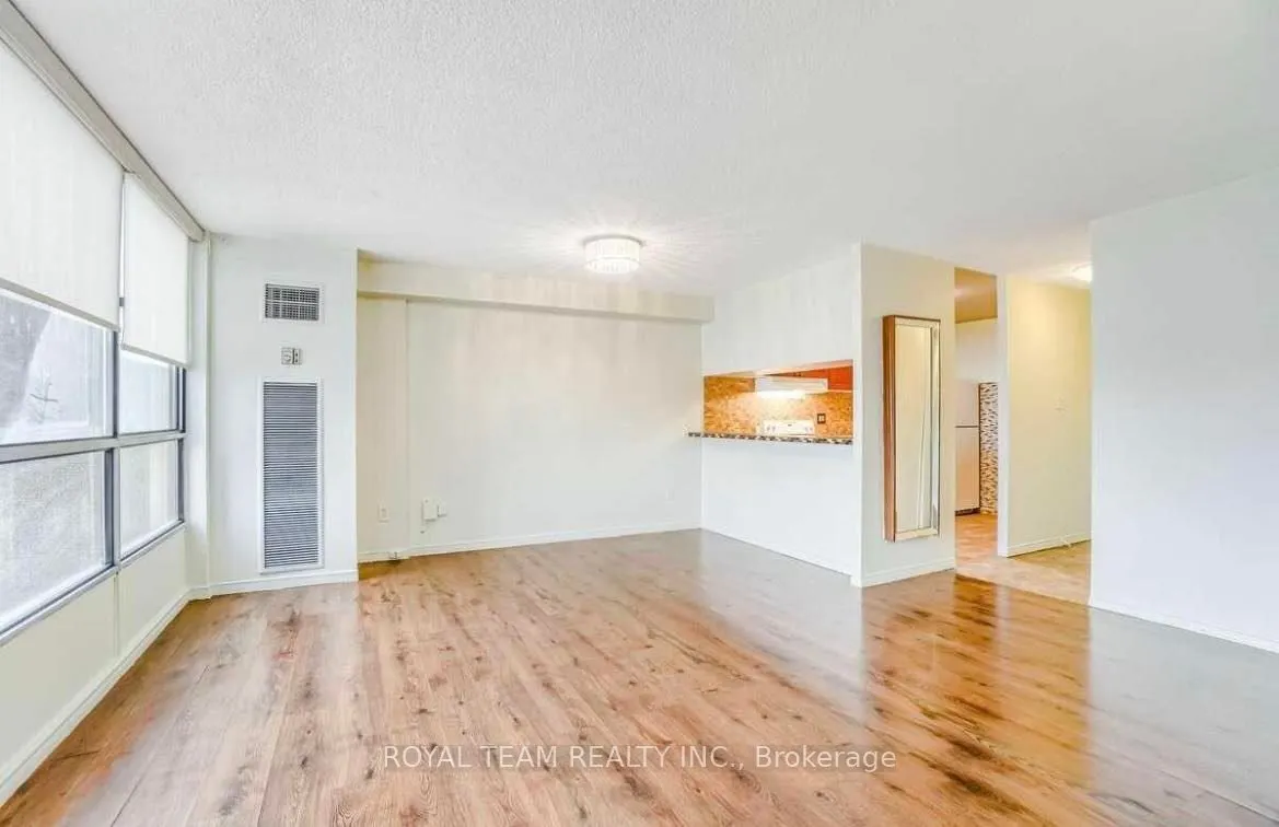 10 Martha Eaton Way, #1001