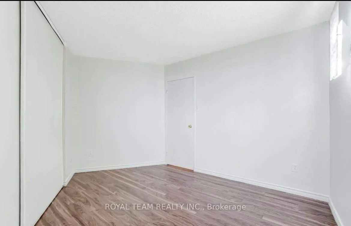 10 Martha Eaton Way, #1001