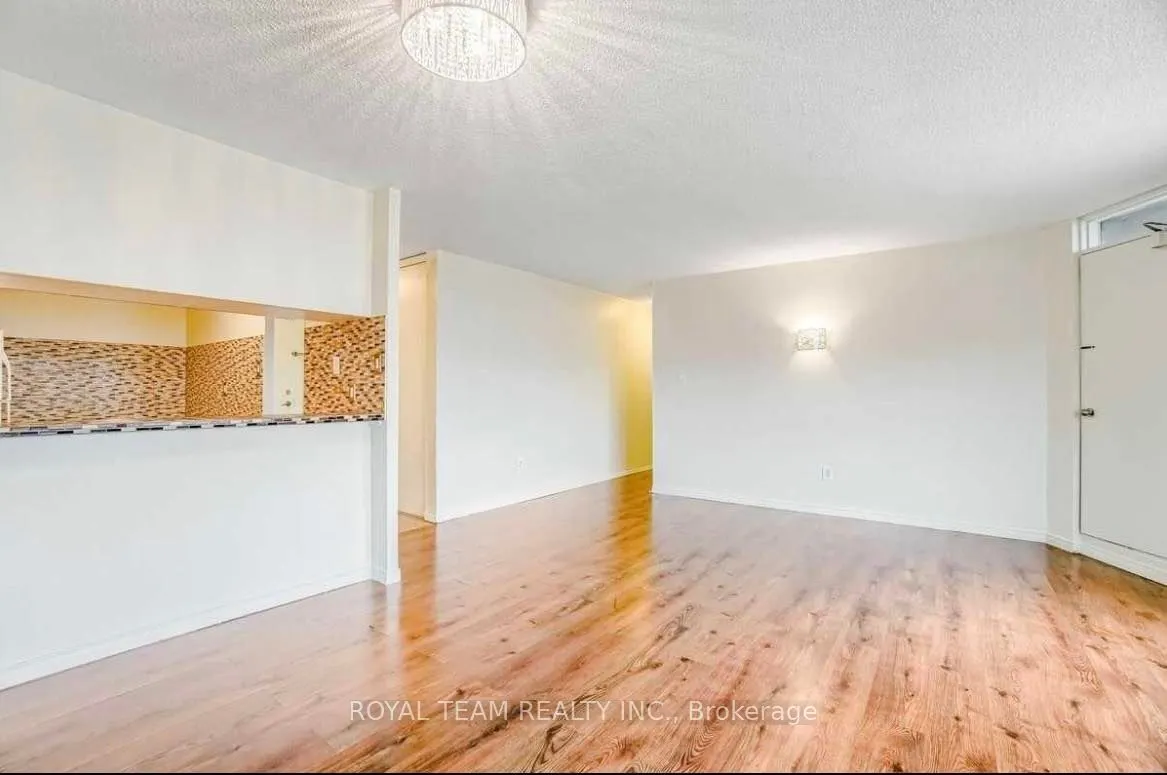 10 Martha Eaton Way, #1001