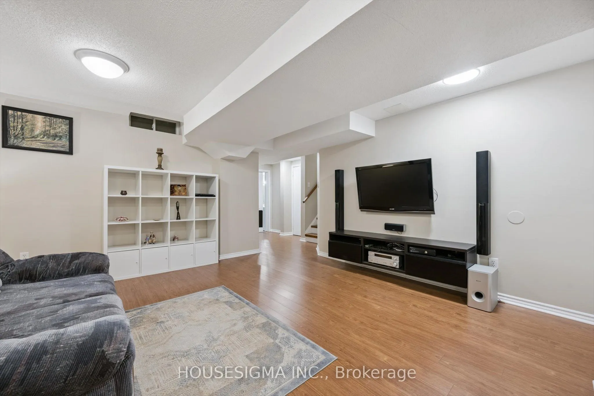 1197 Old Oak Drive
