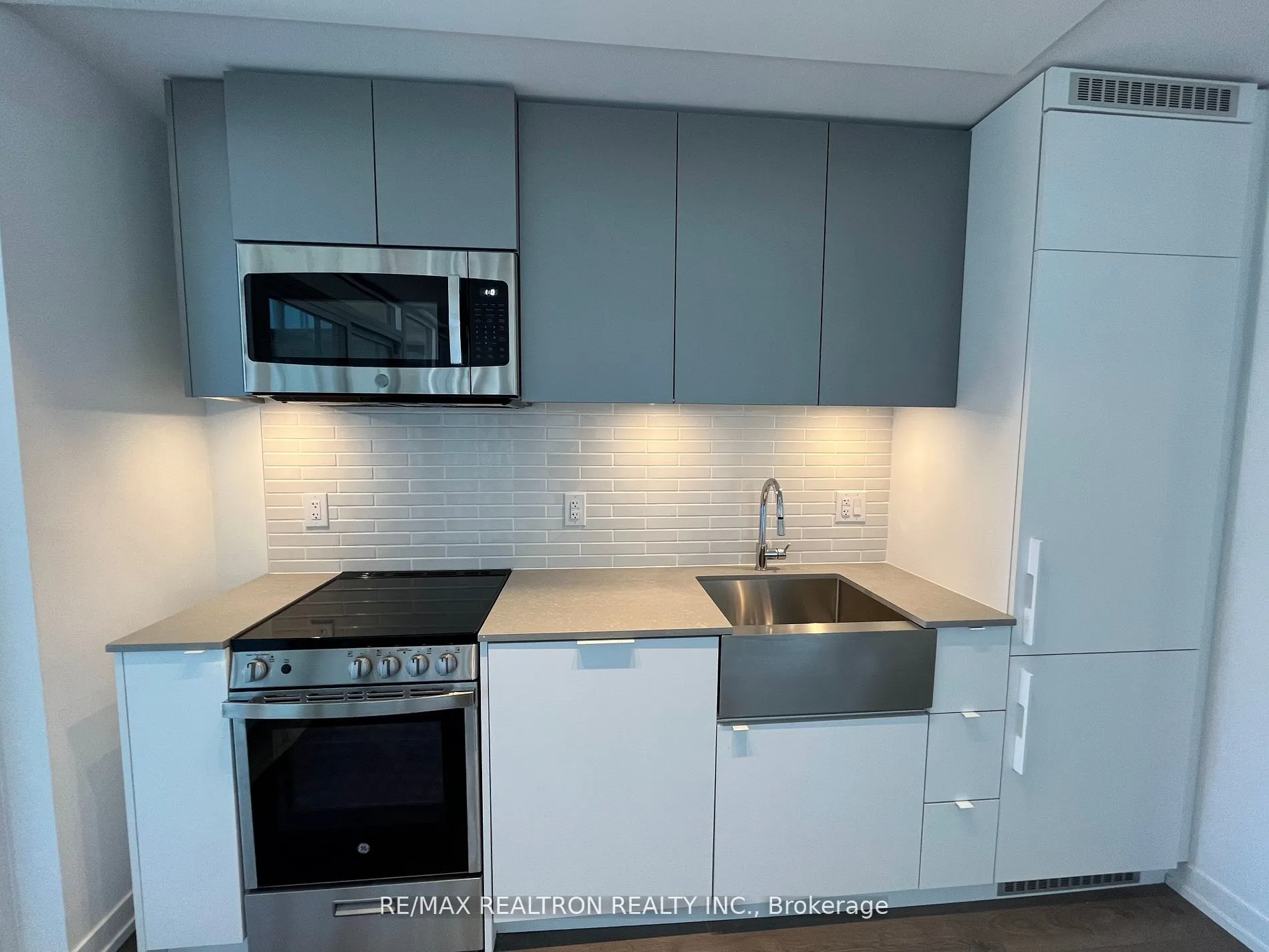 270 Dufferin Street, #602