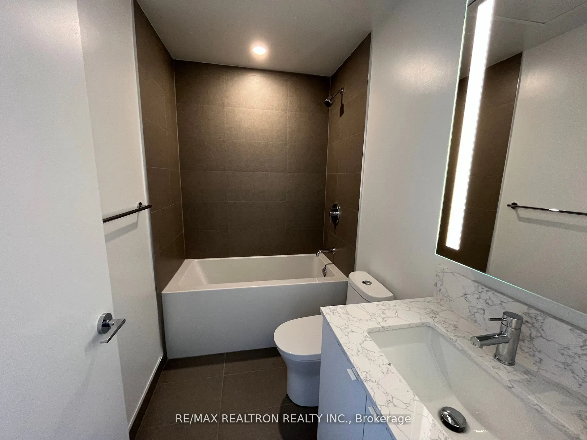 270 Dufferin Street, #602