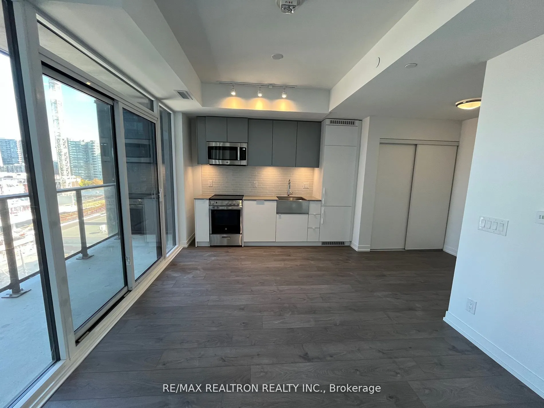 270 Dufferin Street, #602