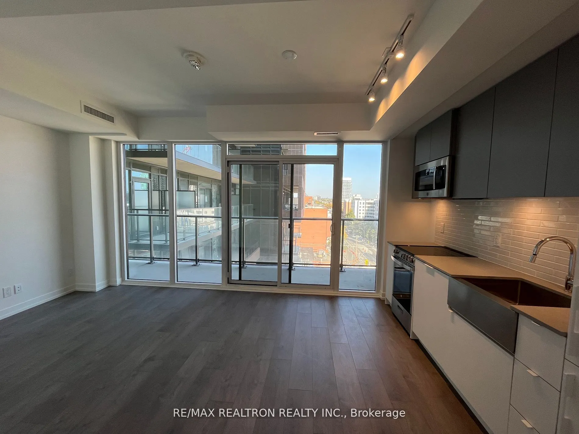 270 Dufferin Street, #602