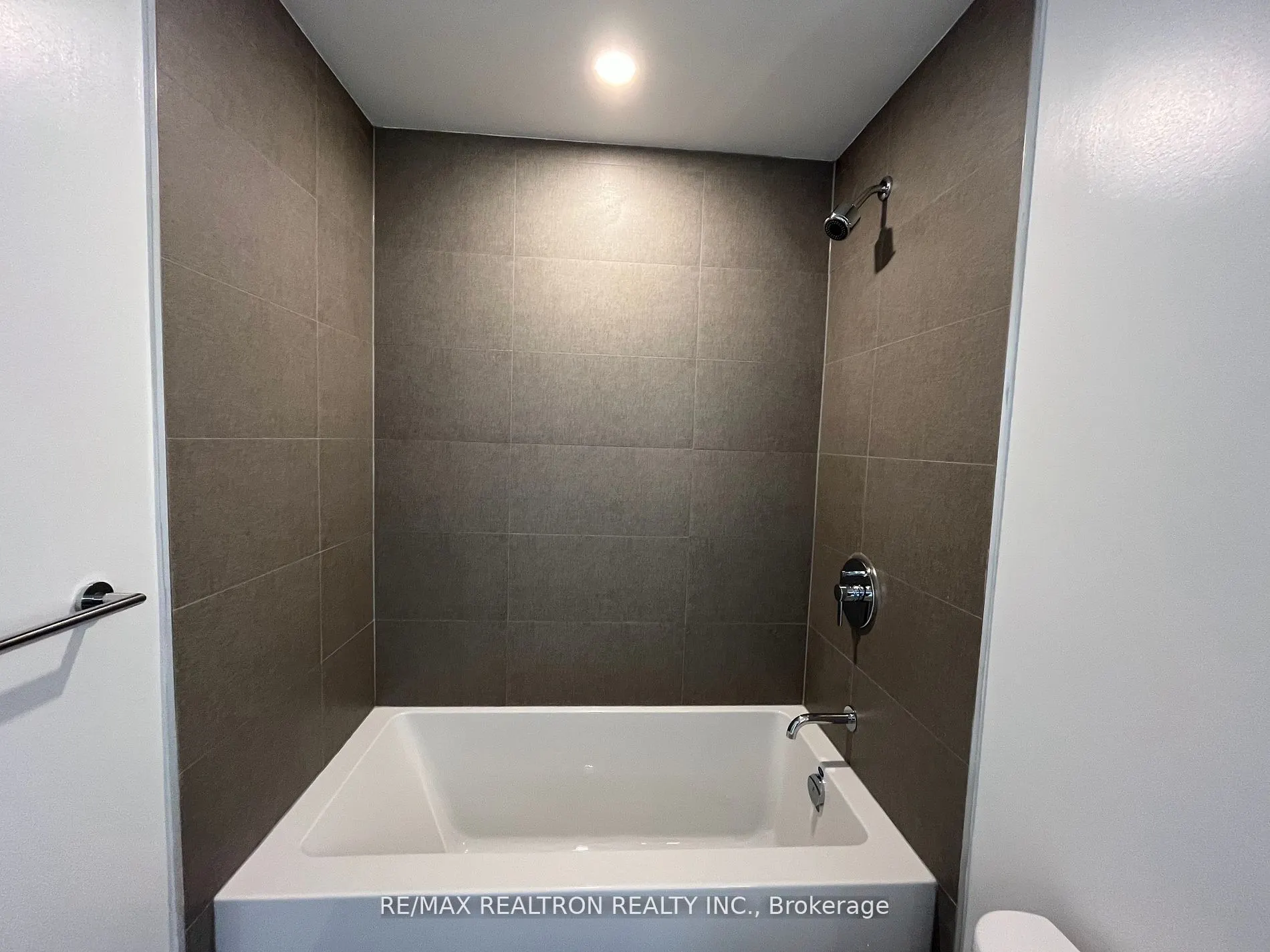 270 Dufferin Street, #602